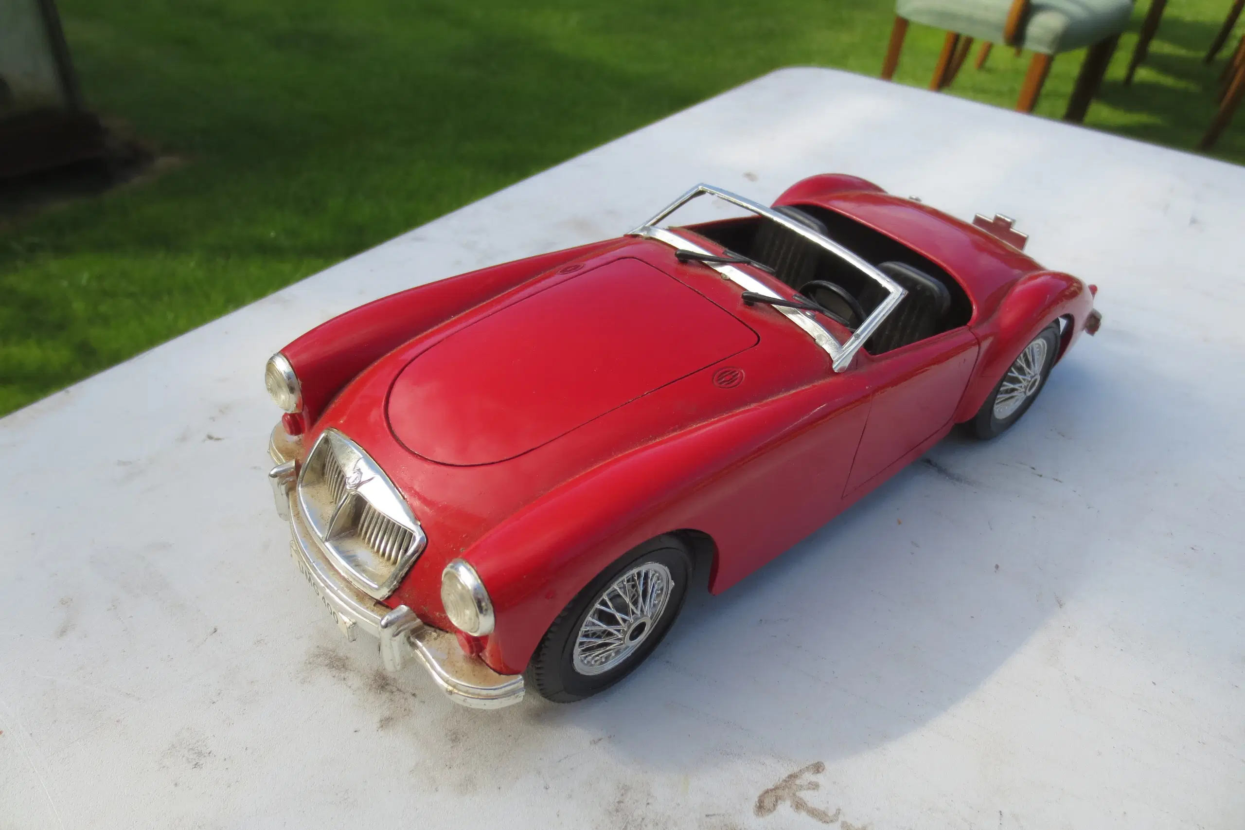 4 stk Modelbiler MGA- Ferarri -Jaguar