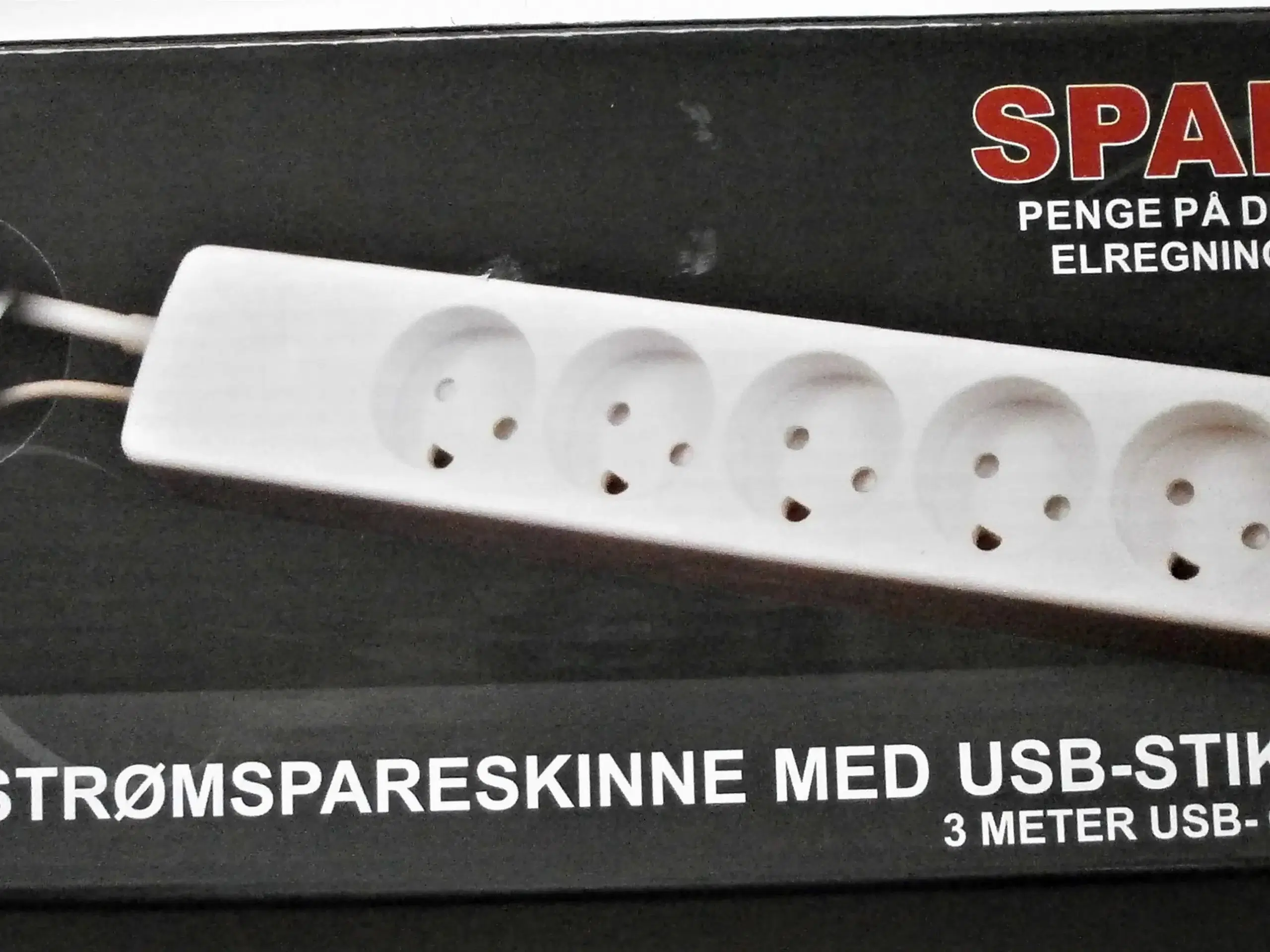 Strømspareskinne med USB-stick