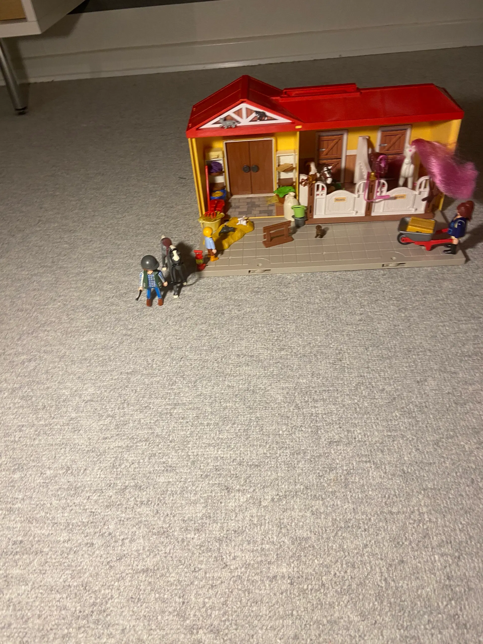 Playmobil Heste stald