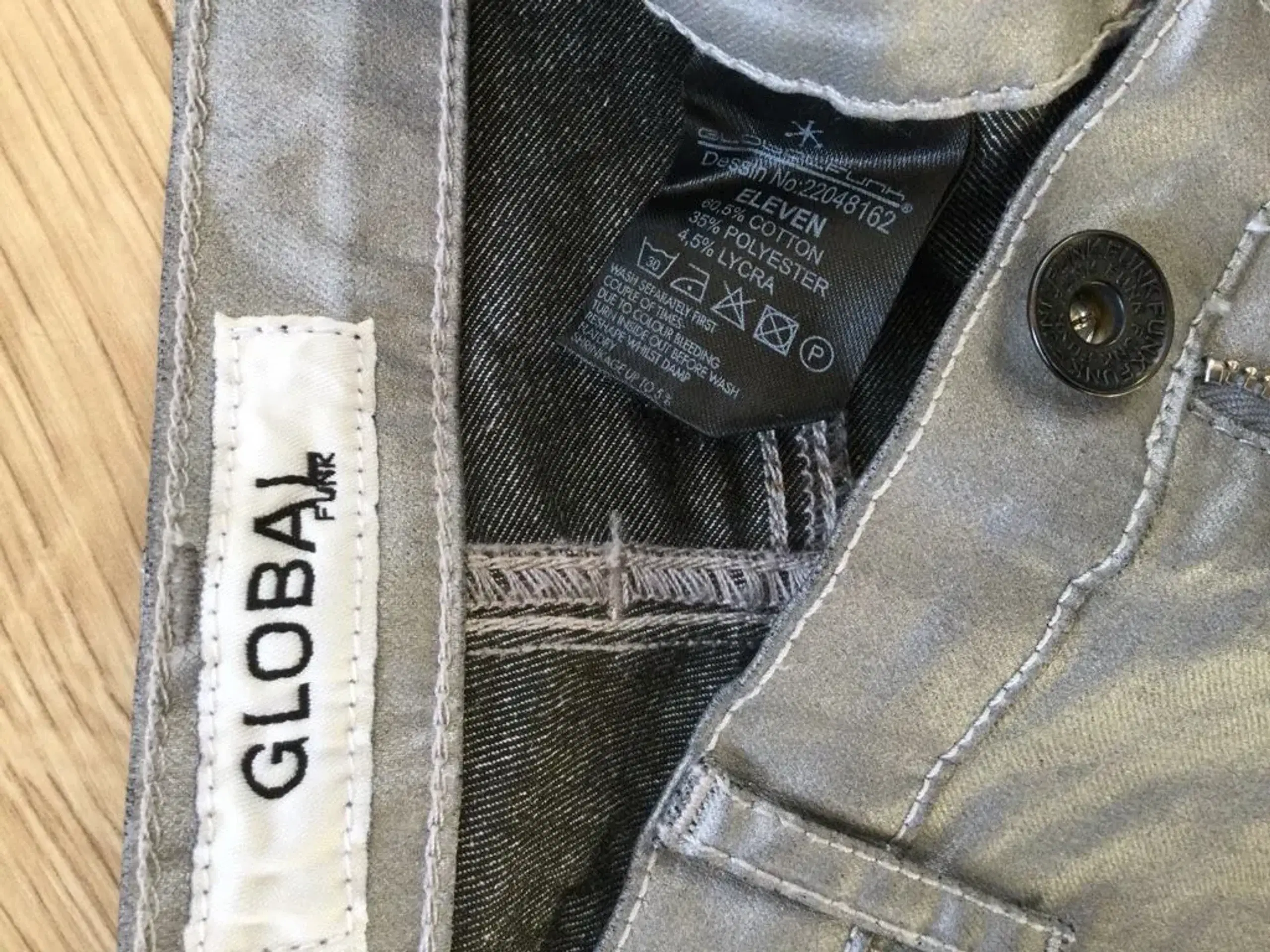 *Nye* GLOBAL jeans str XS