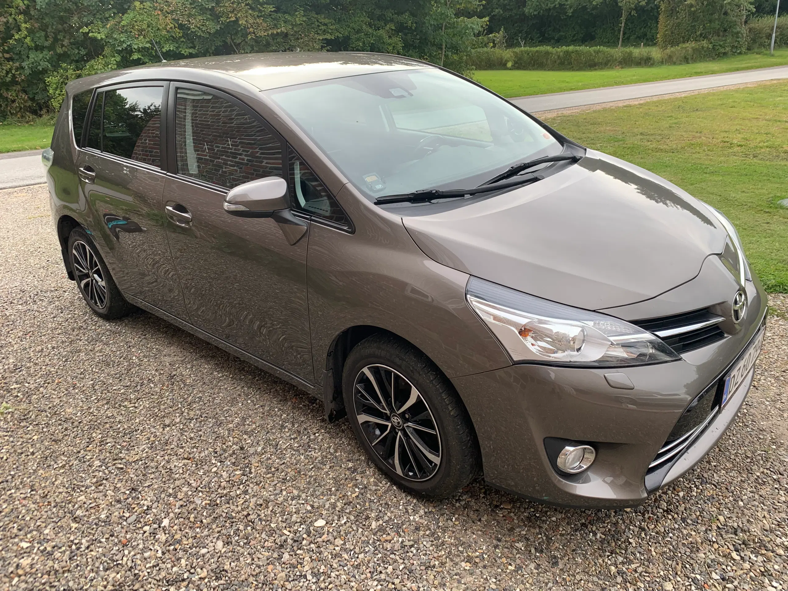 Toyota verso 7 pers. (stadig garanti)