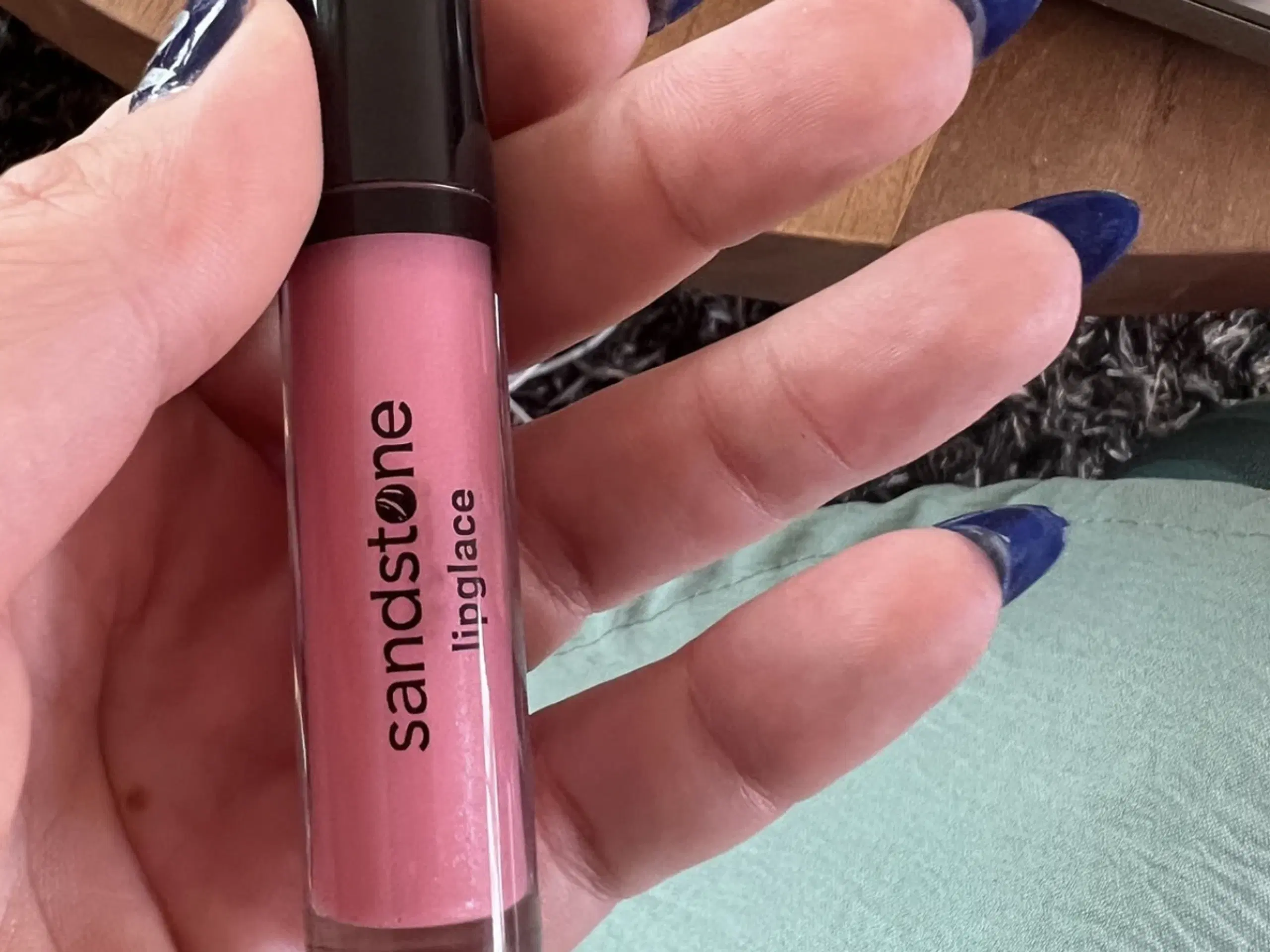 Nye lipgloss fra Yves Rocher og Sandstone