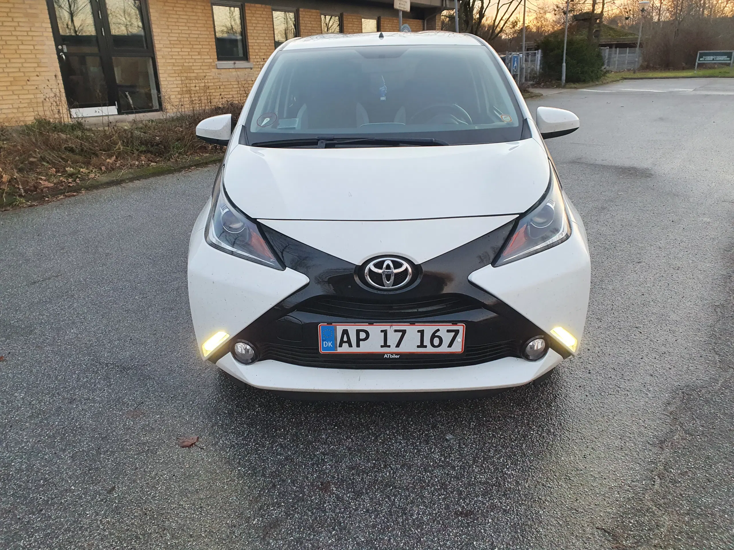 Toyota aygo 10 2014