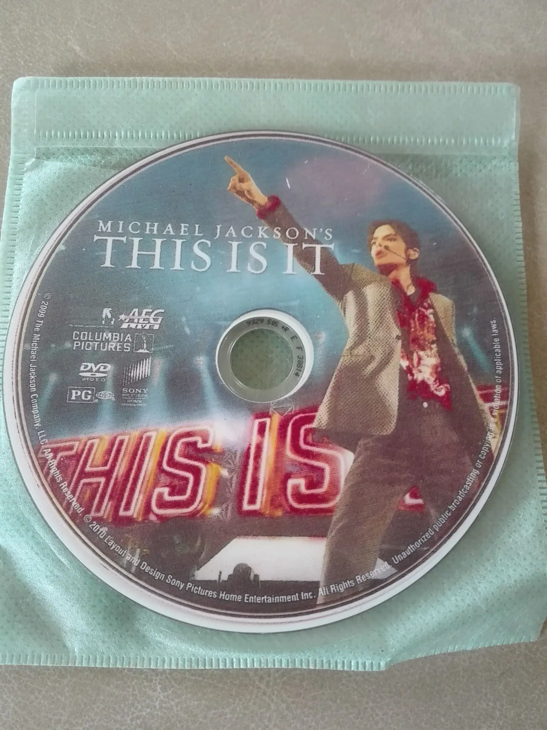 This is it med Michael Jackson