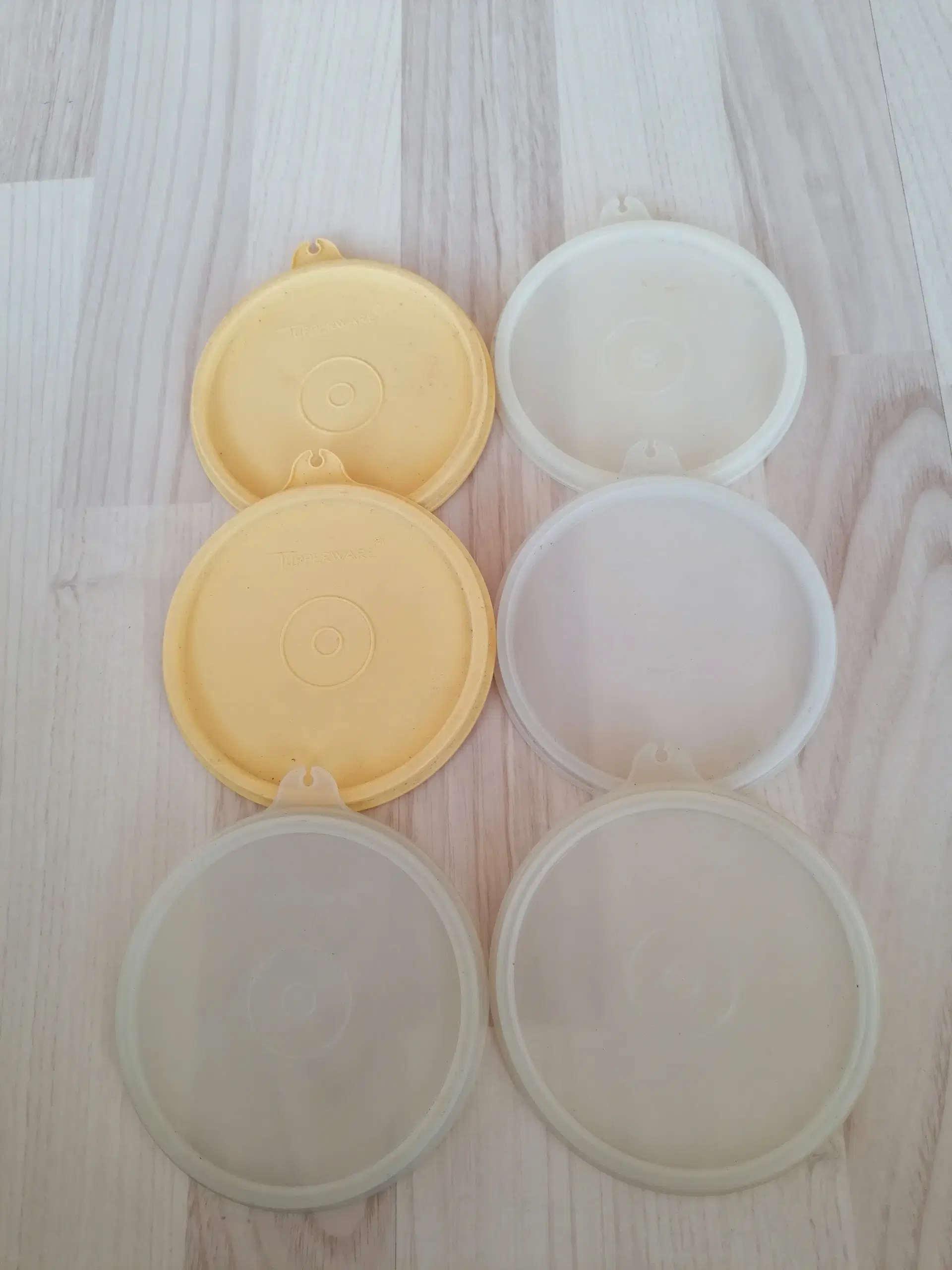 Tupperware låg