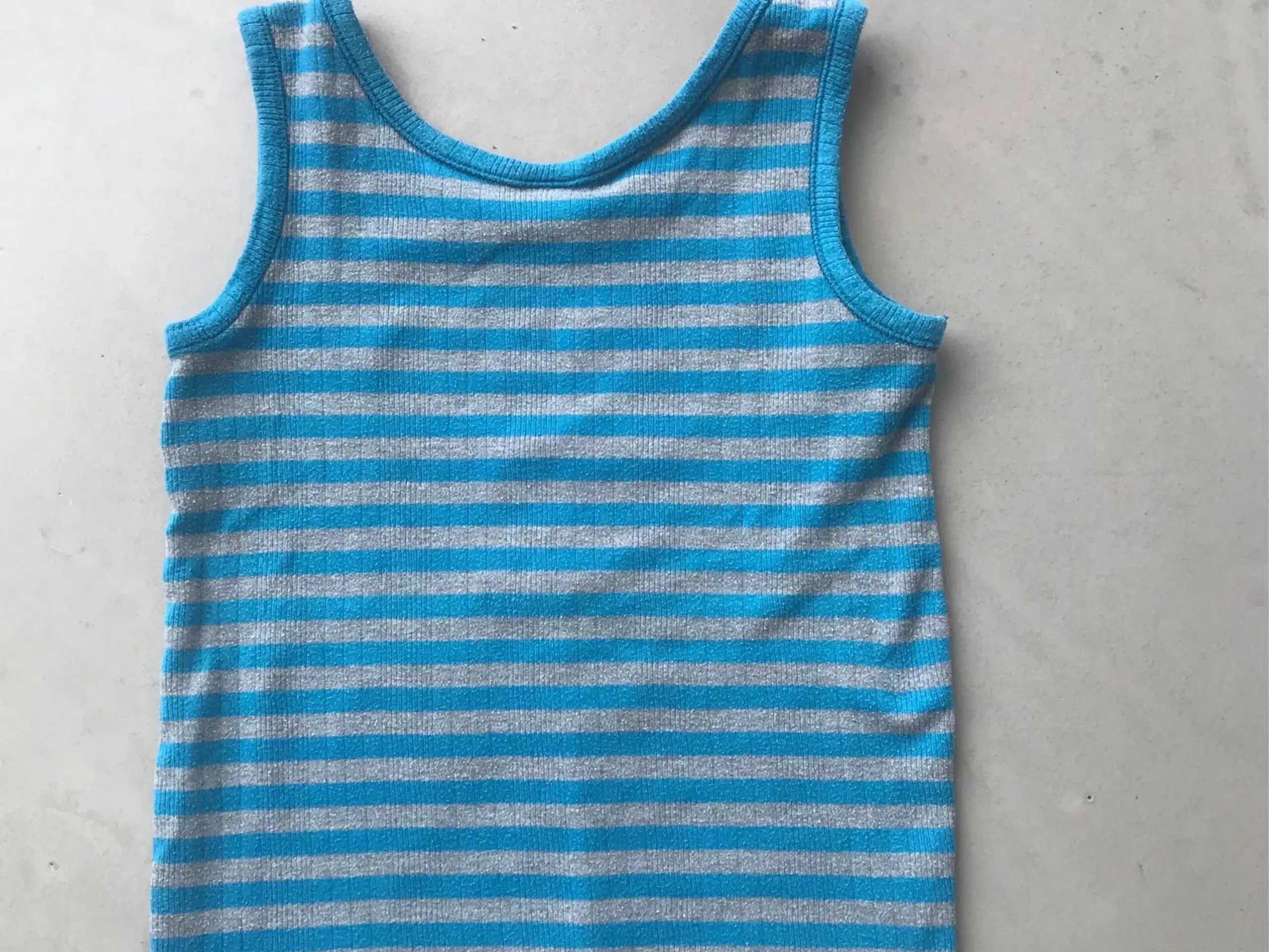 Tanktop/undertrøje str11/12 år