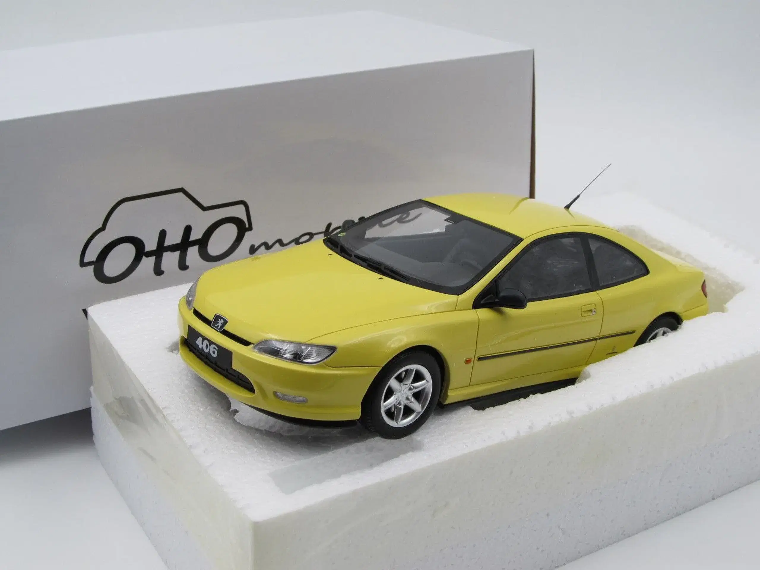 1997 Peugeot 406 V6 Coupe 1:18