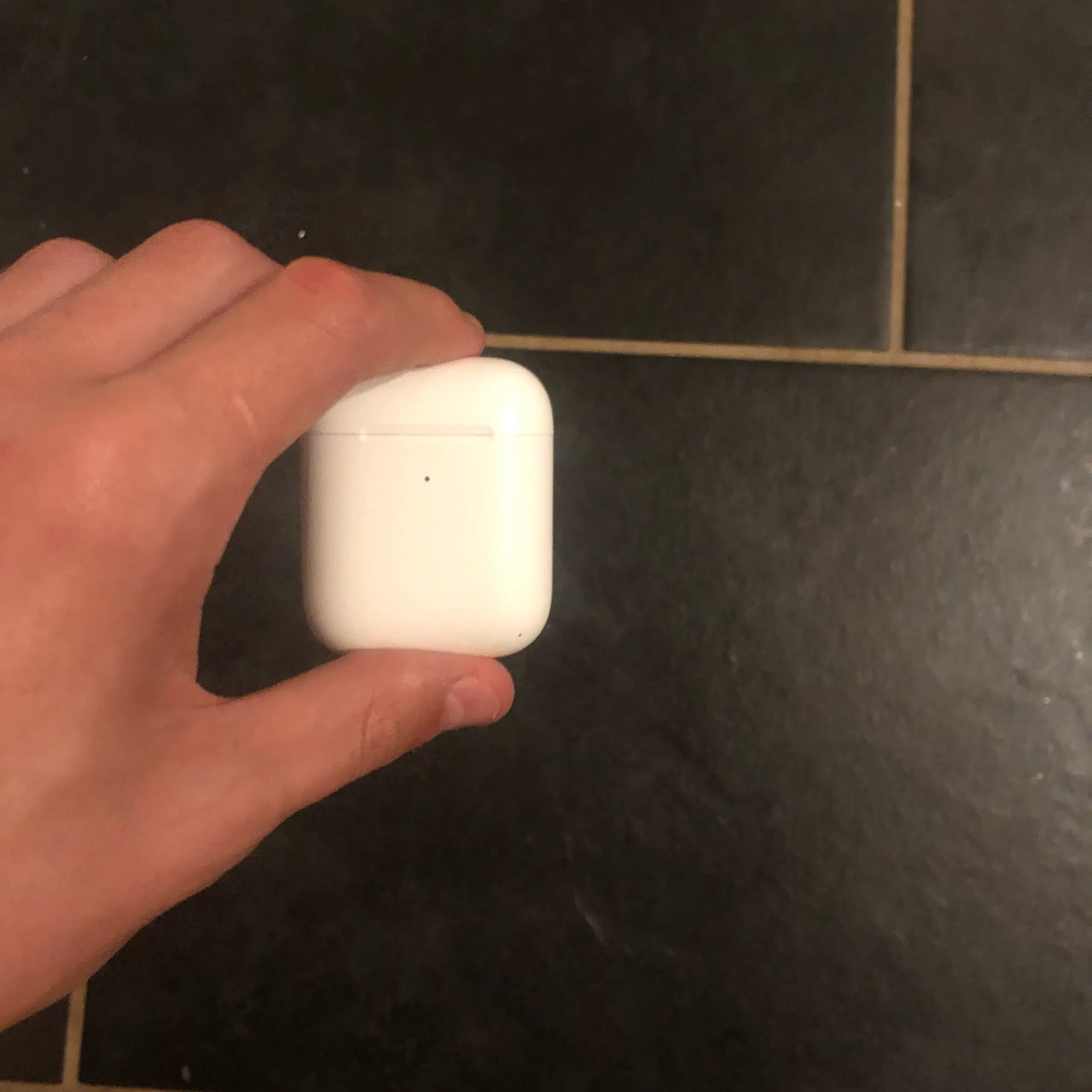 AirPods gen 2