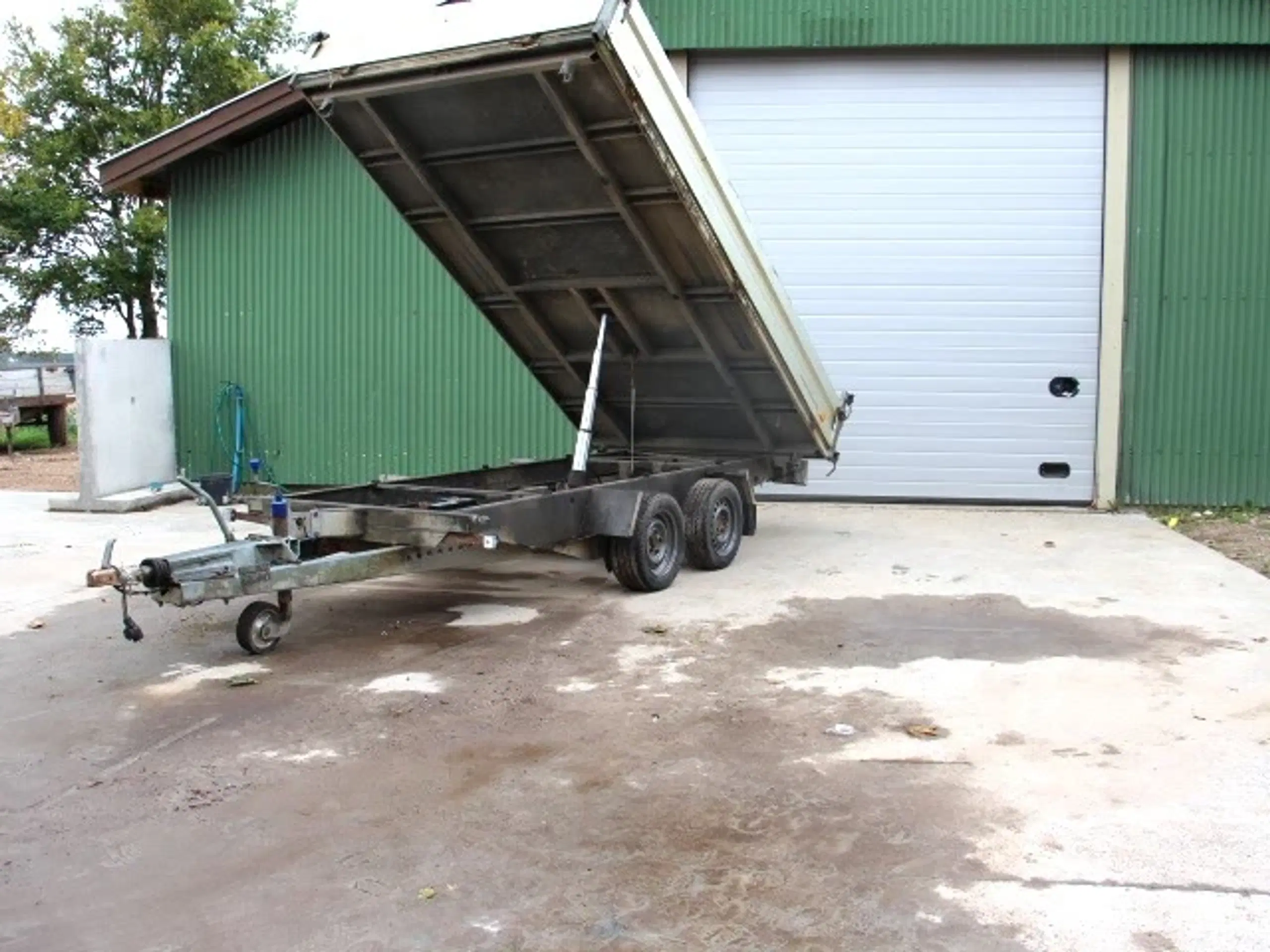 Humbaur tip trailer 3500 kg