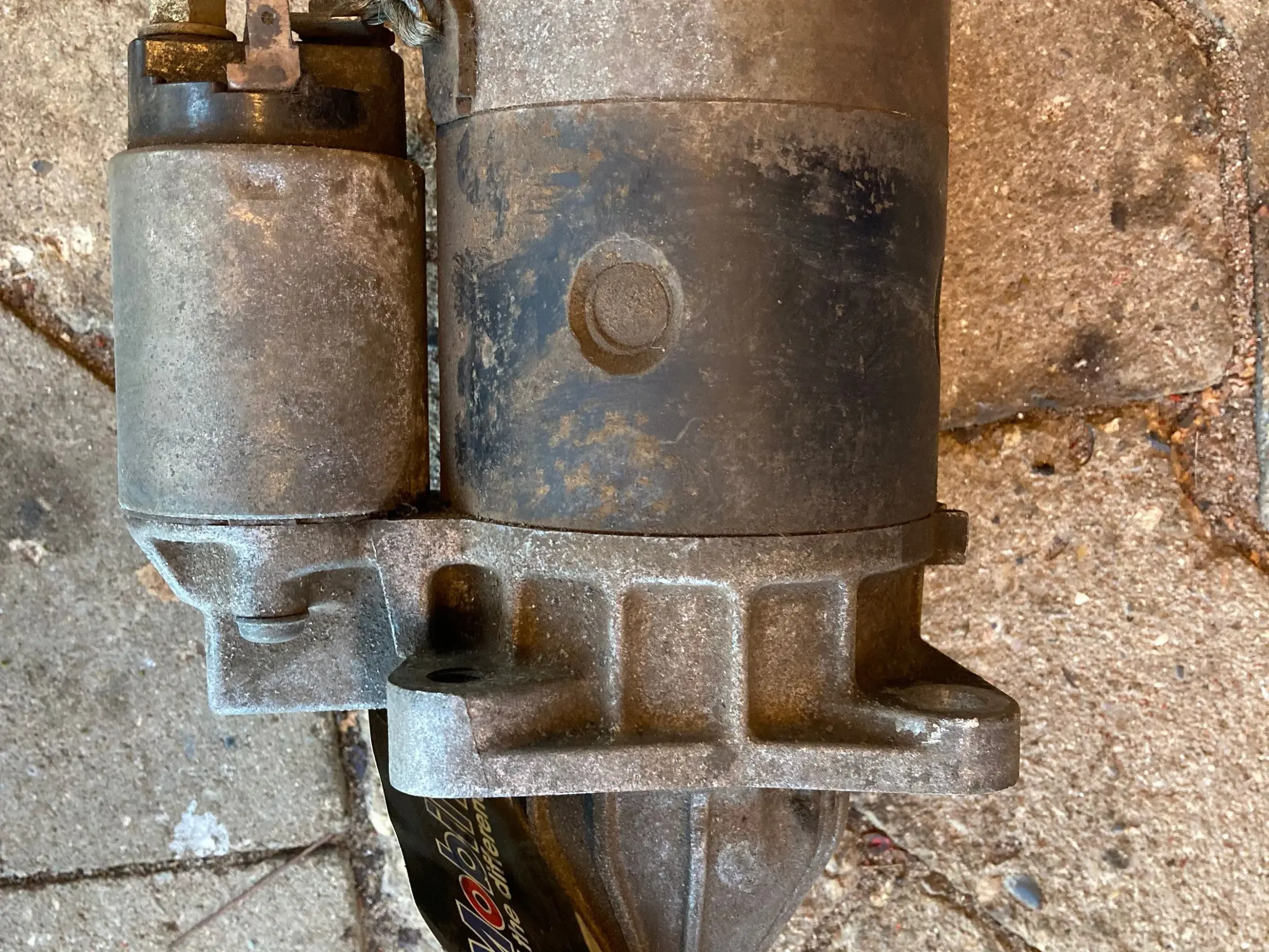 Mazda 323 starter