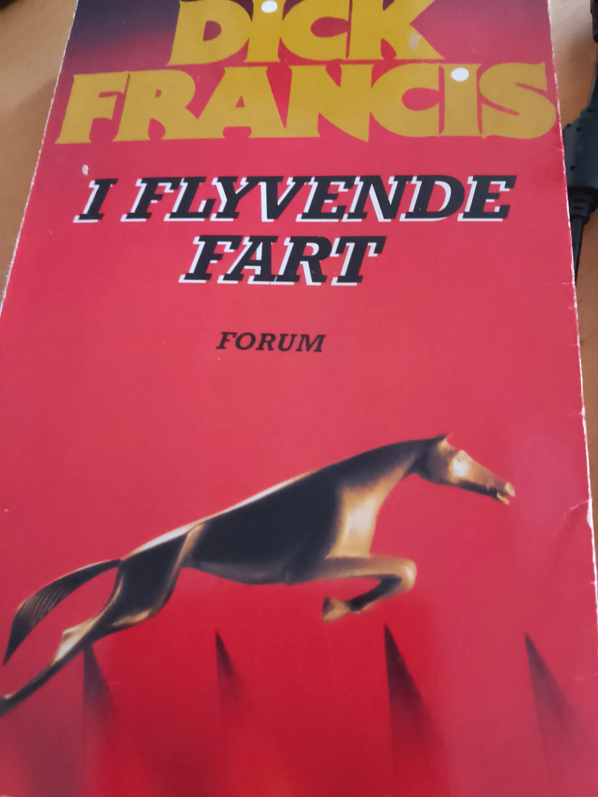 Dick Francis: I flyvende fart