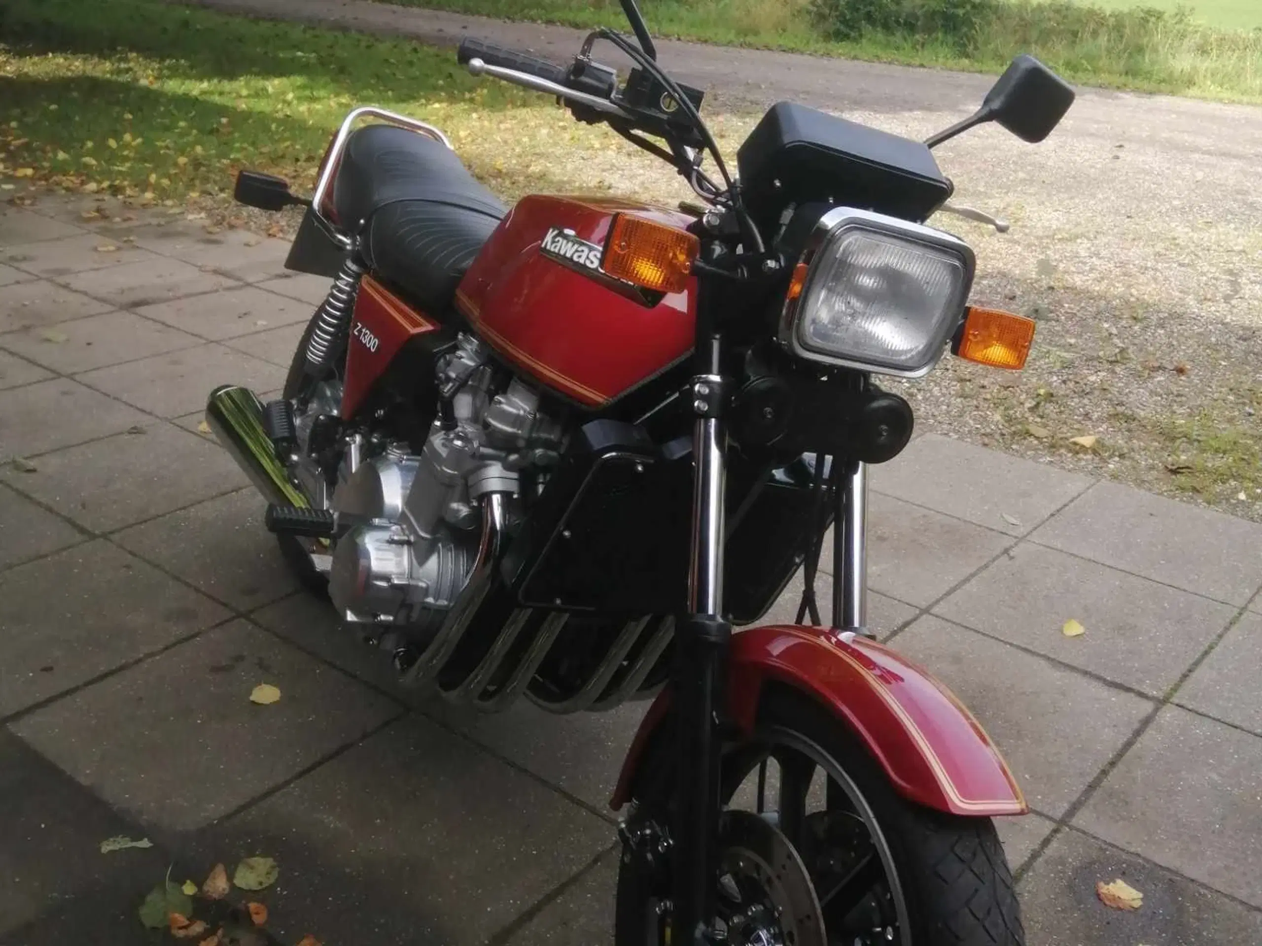 MOTORCYKEL KAWASAKI Z 1300