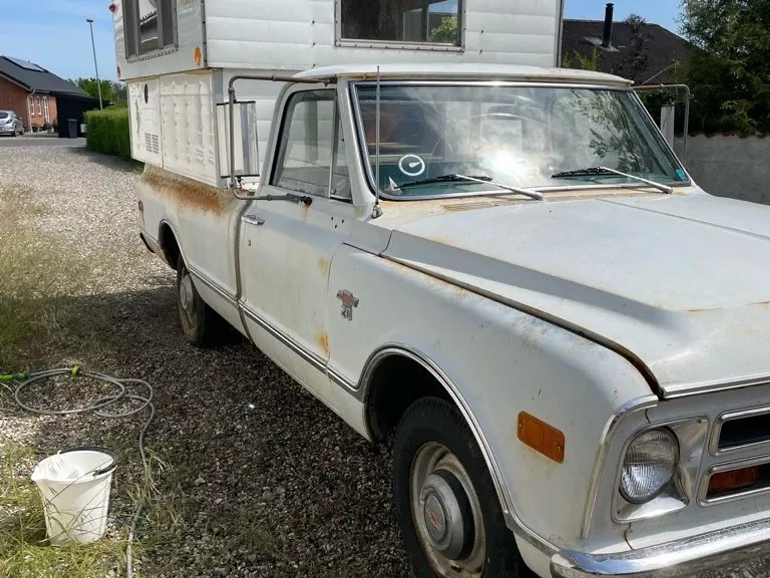 Chevy camper  100 % original