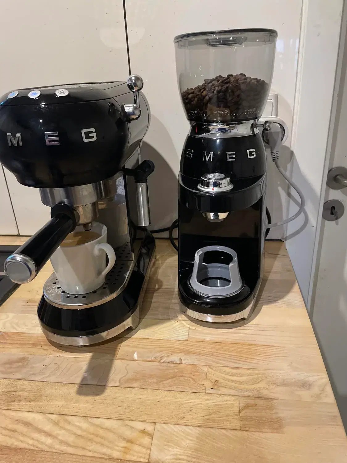 Espressomaskine og kaffekværn