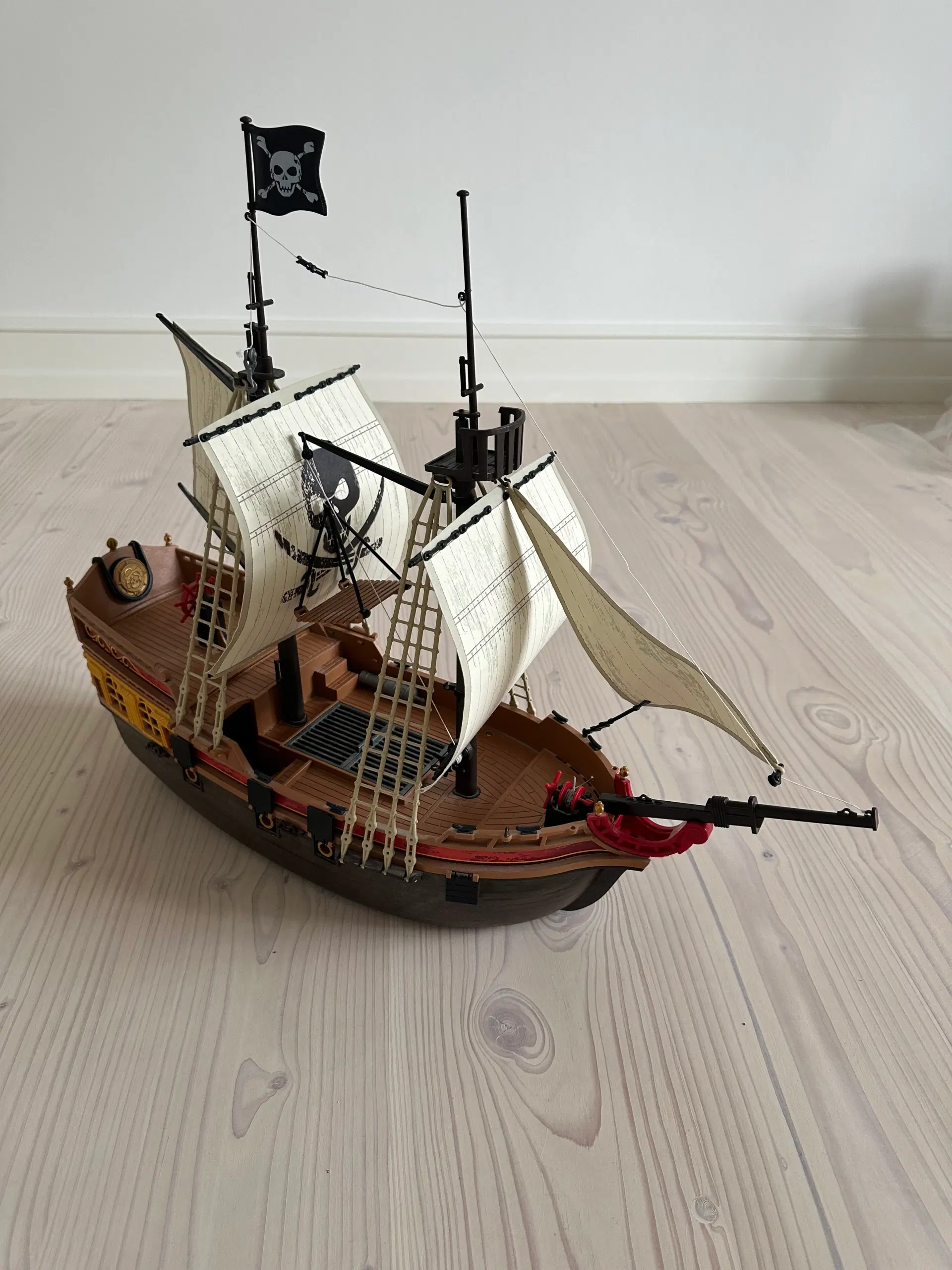 Playmobil sørøverskib