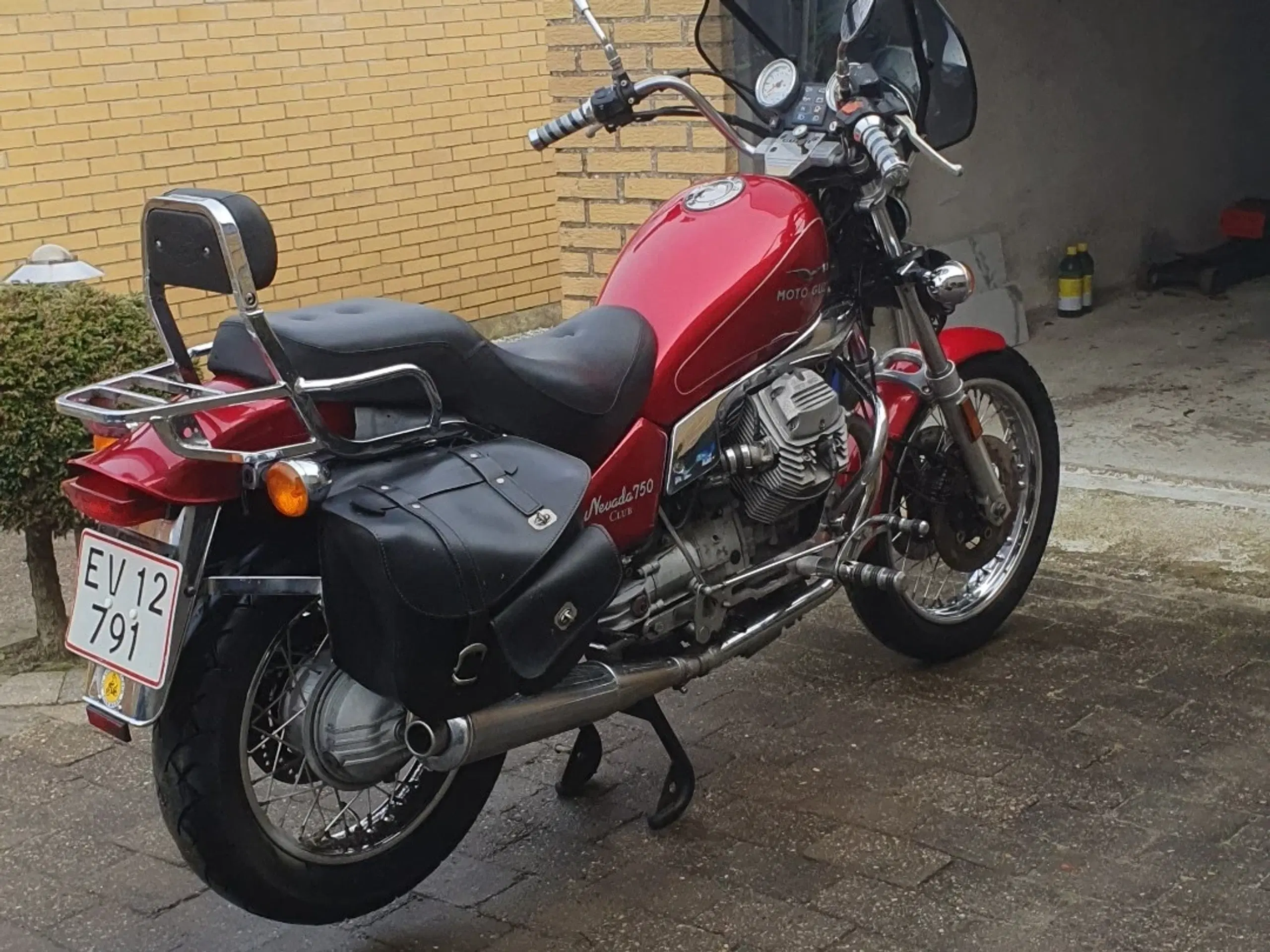 Moto guzzi nevada