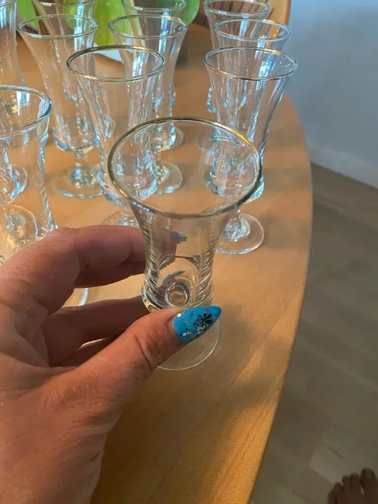 Fine høje snapseglas