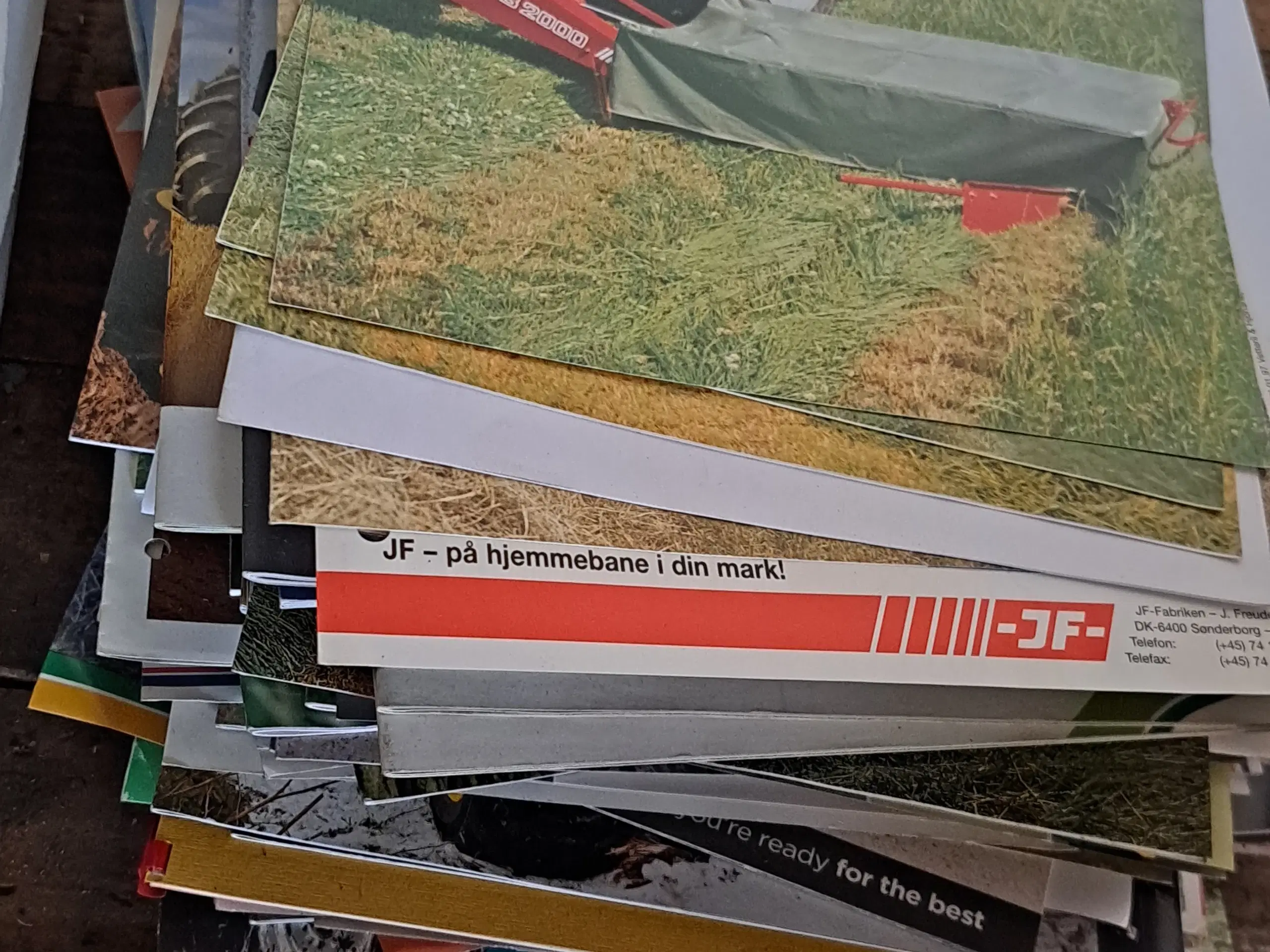 Brochure  over landbrugs maskiner