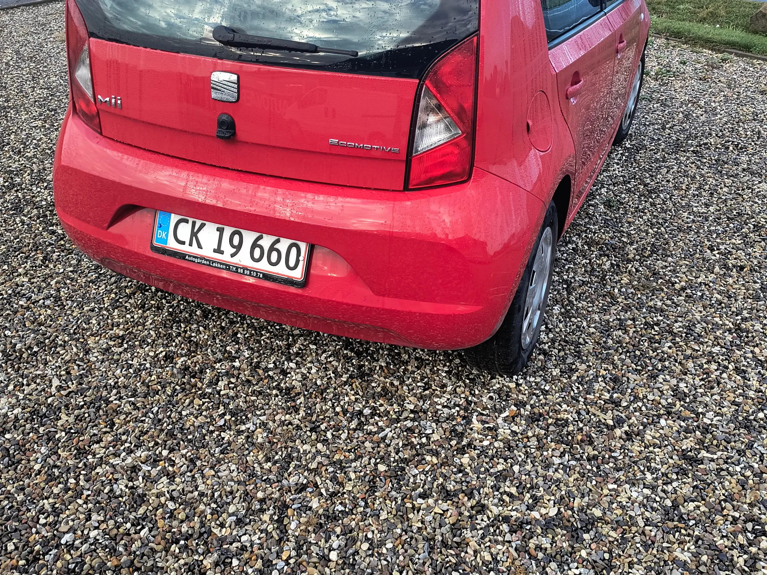 Seat mii. 1år til syn.