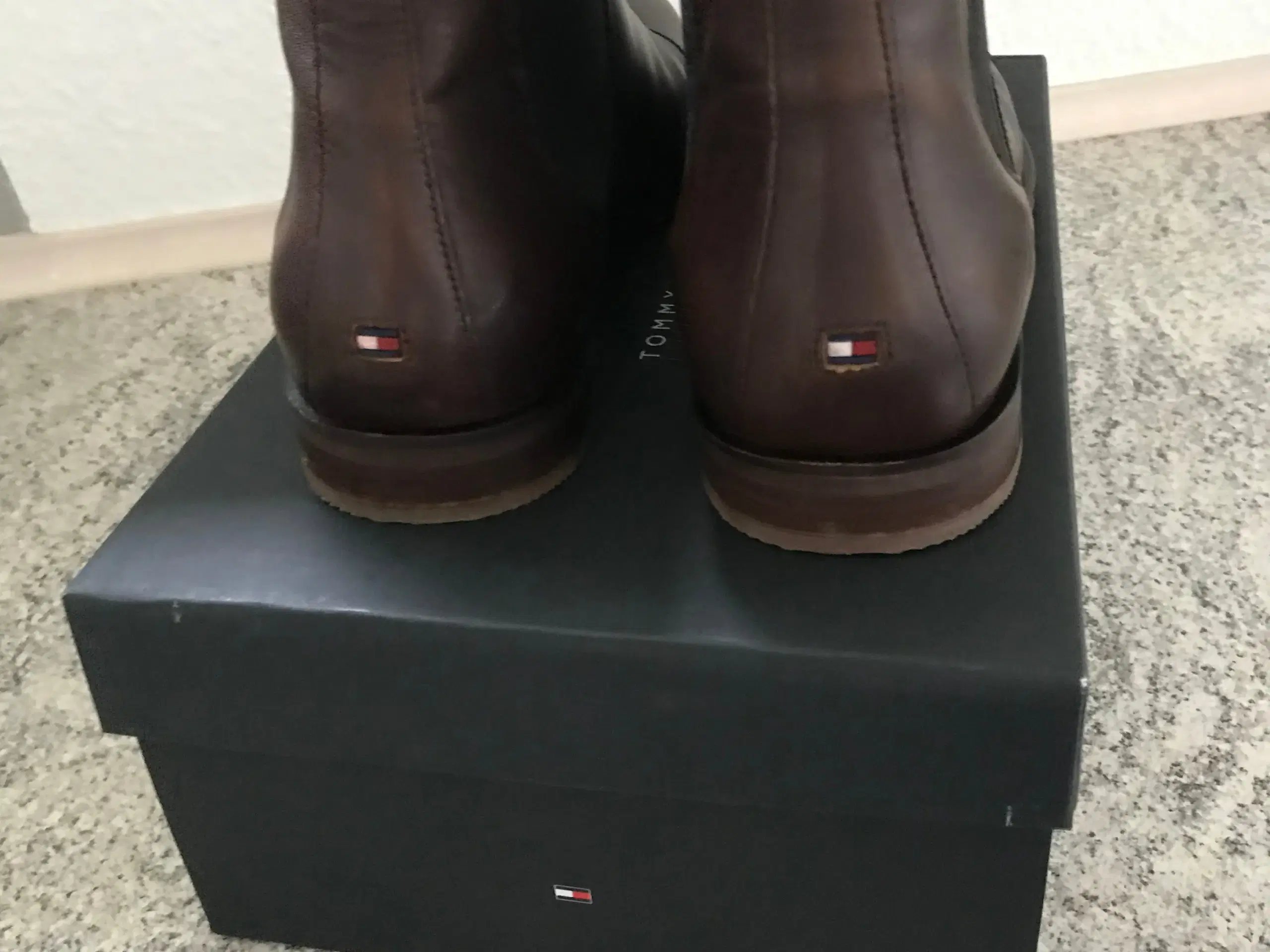 Tommy Hilfiger ankel støvler str 43