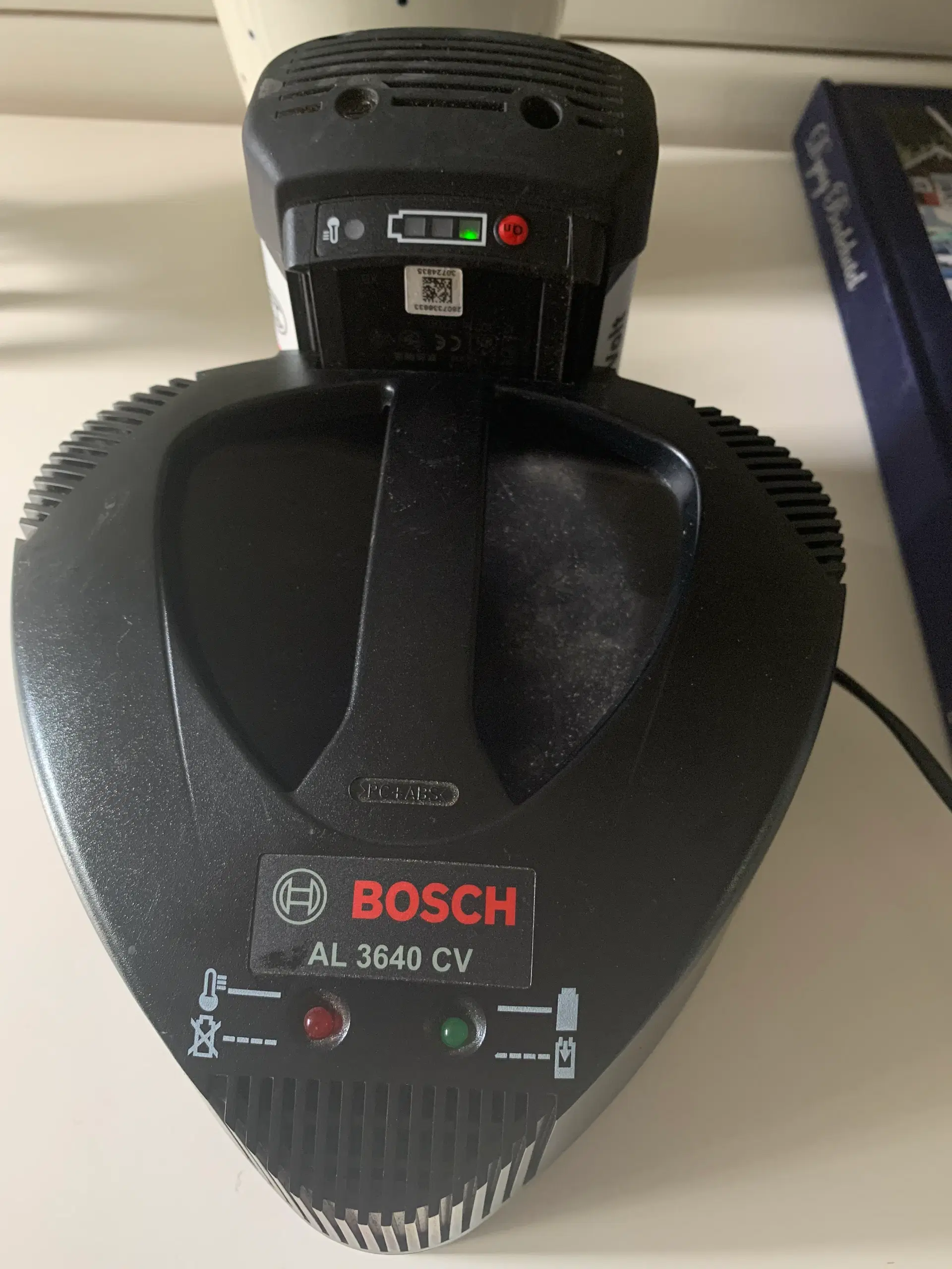 Bosch Lithium batteri plus lader