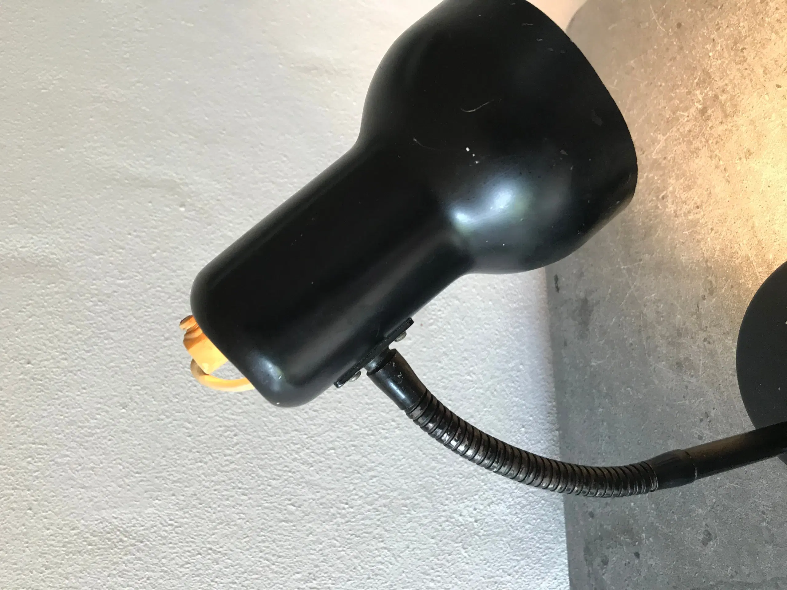 Flot retro bordlampe (metal)