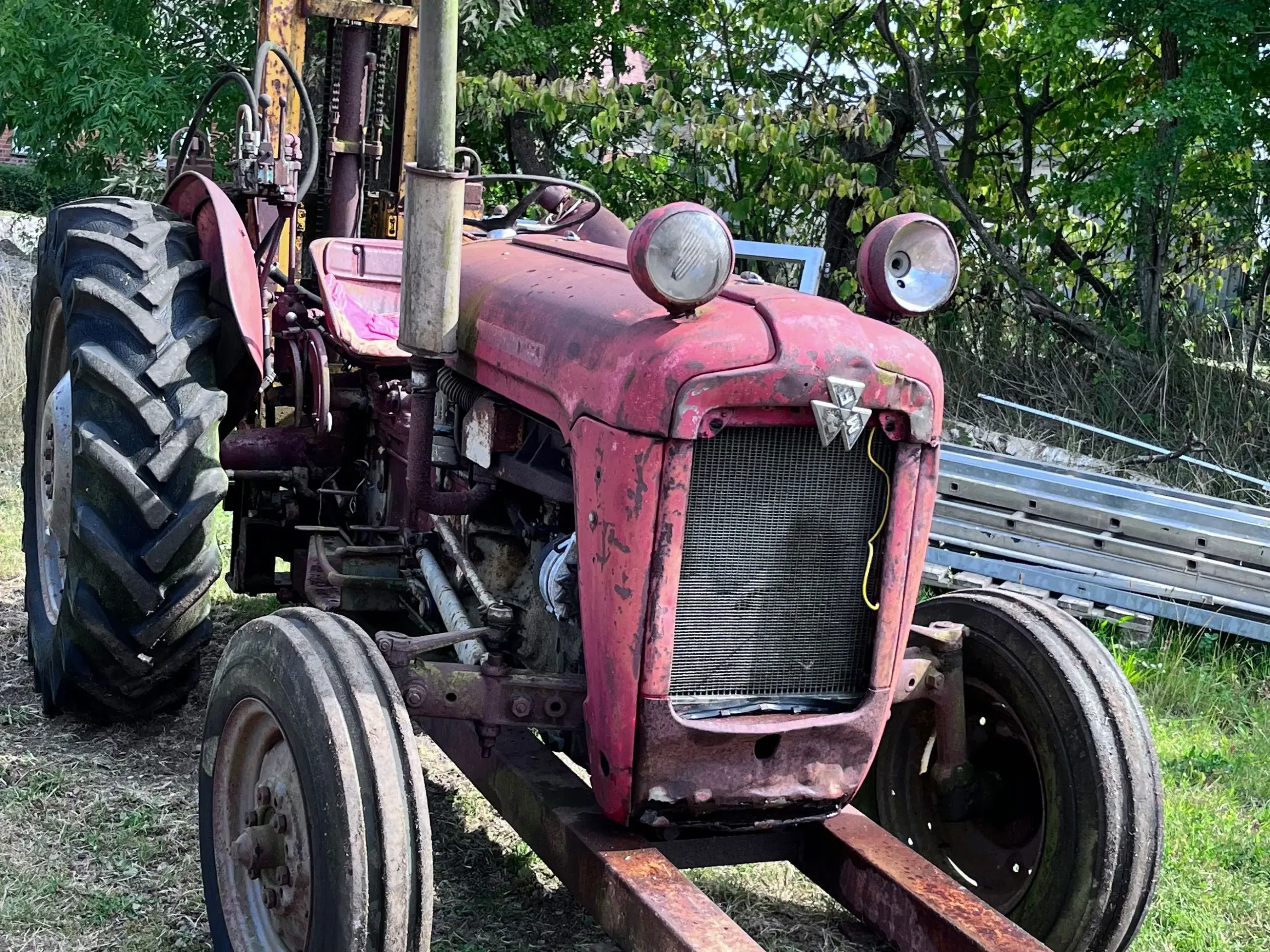 massey ferguson mf 35 Med byggelift