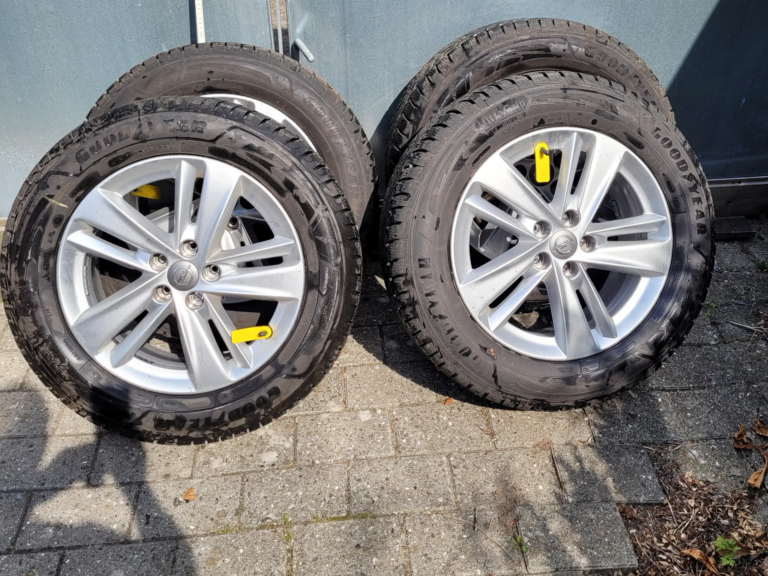 Opel Grandland X  Hybrid Vinterdæk-Alufælge 17"