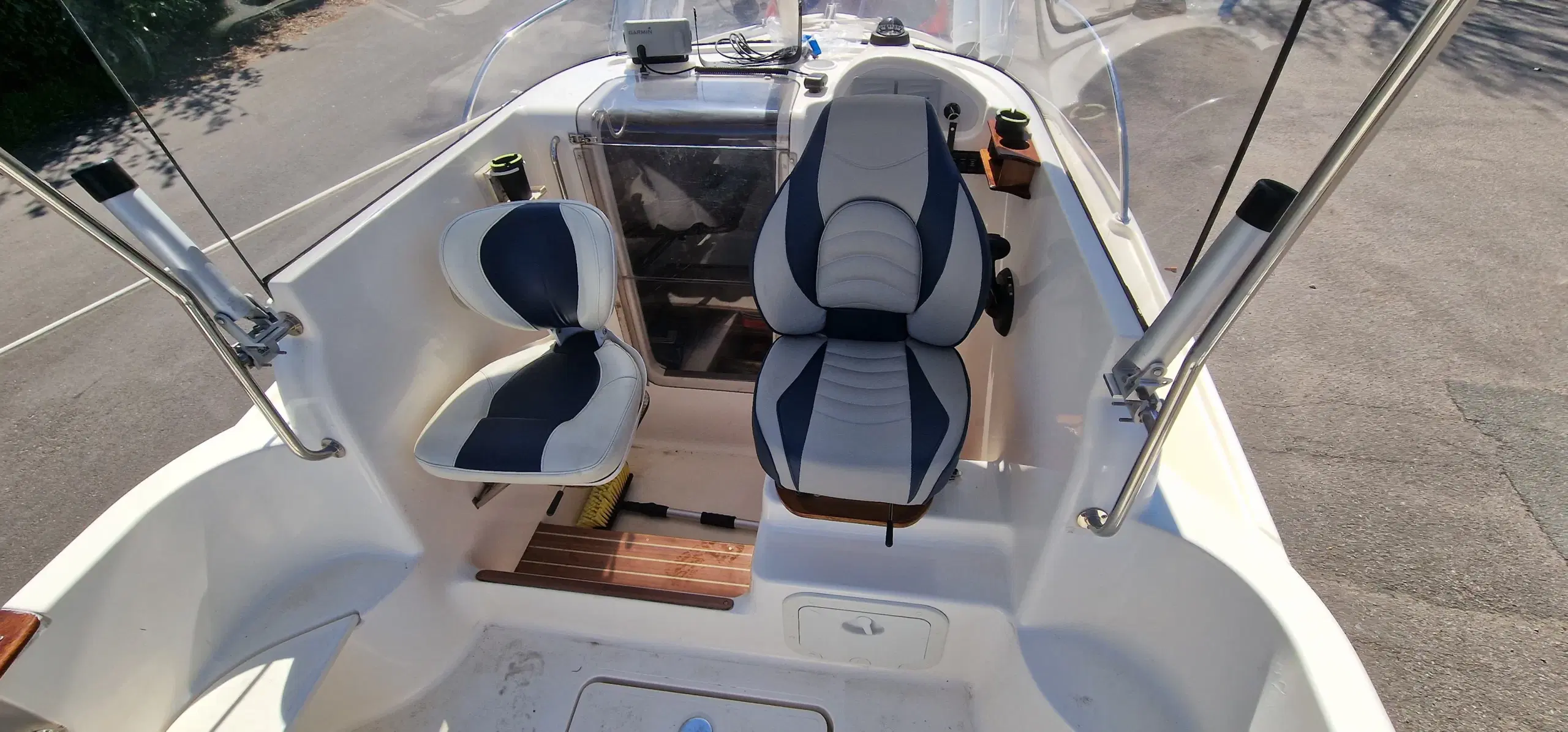 QUICKSIVER 530 PILOTHOUSE