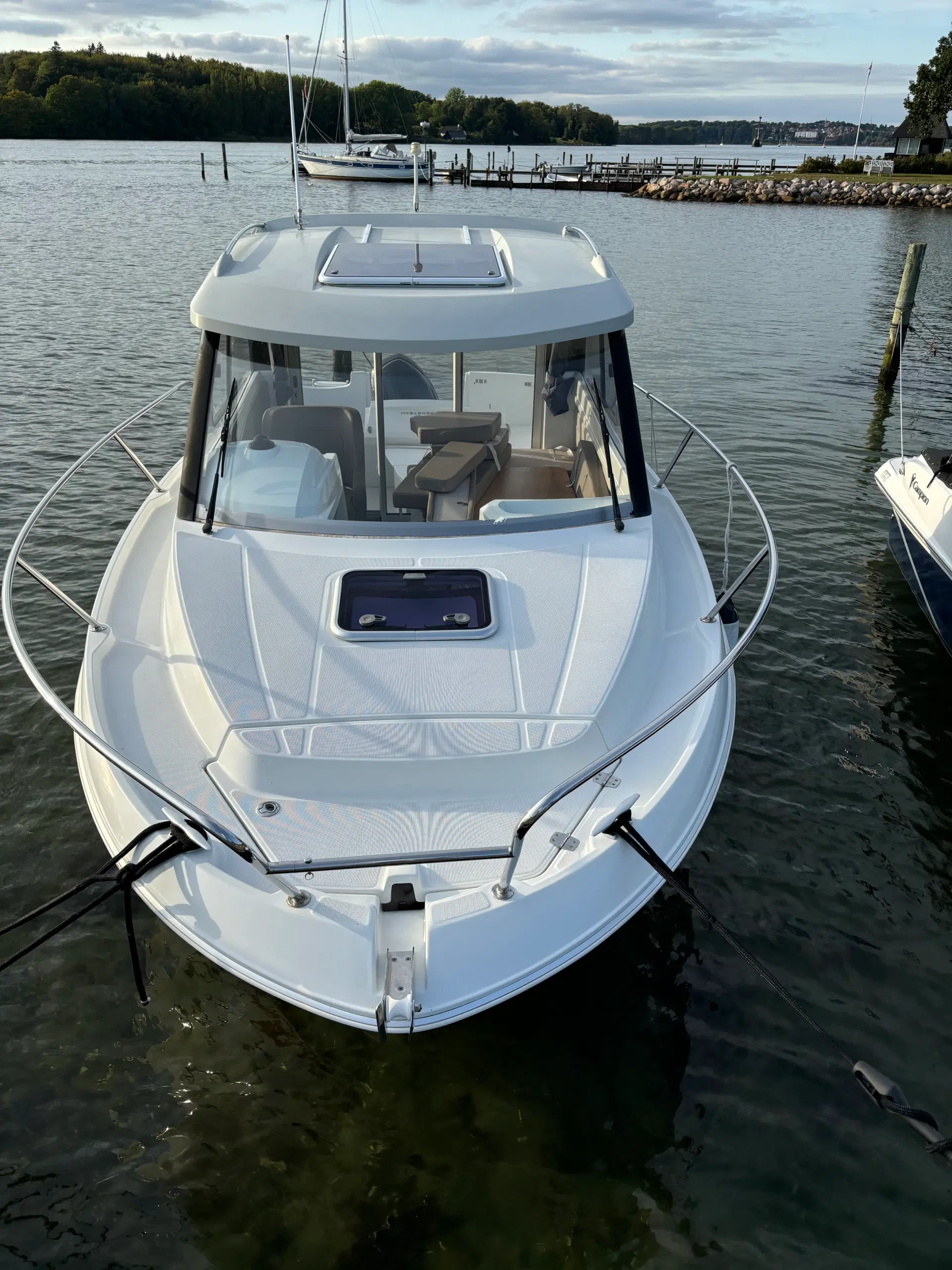 Beneteau Antares 680