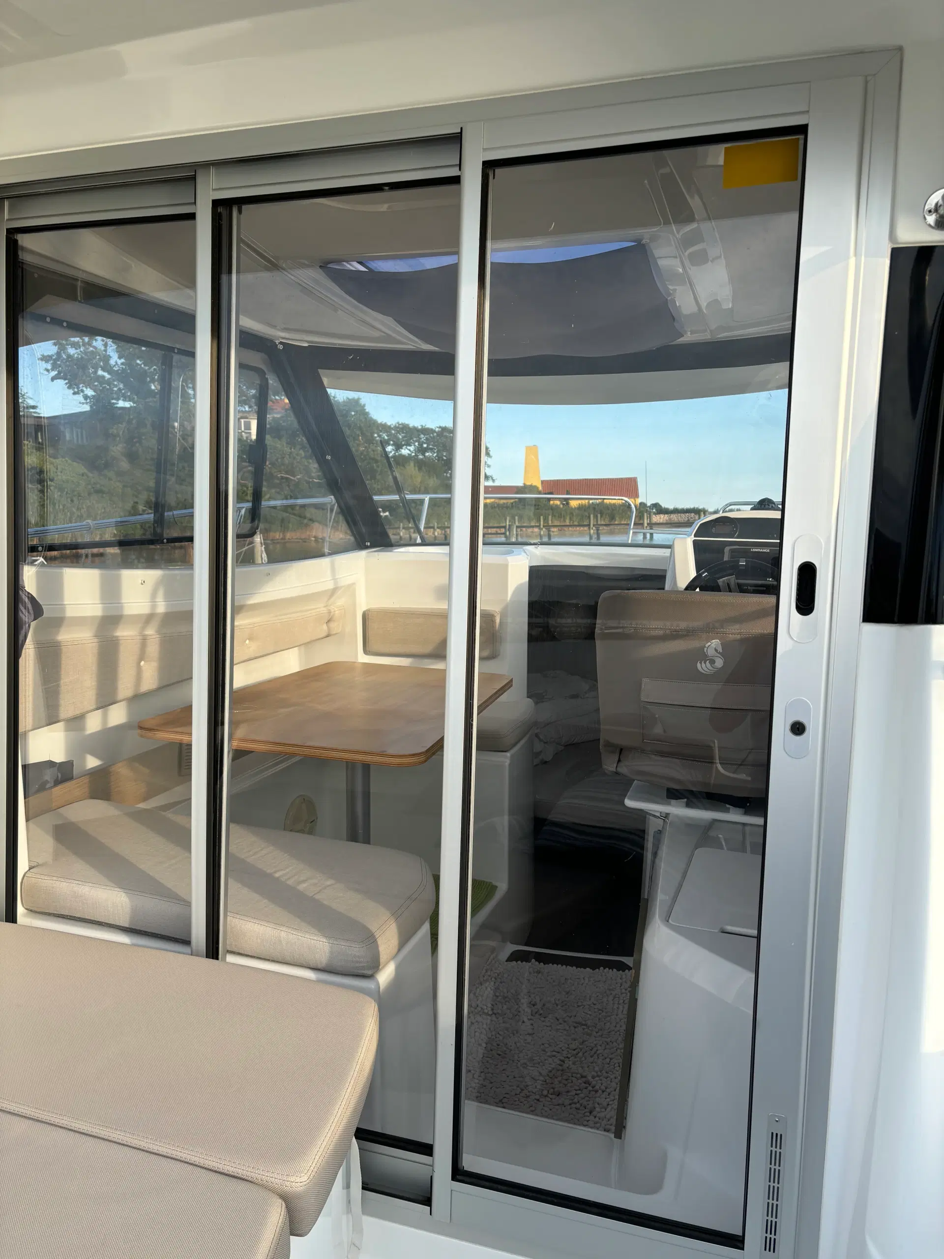 Beneteau Antares 680