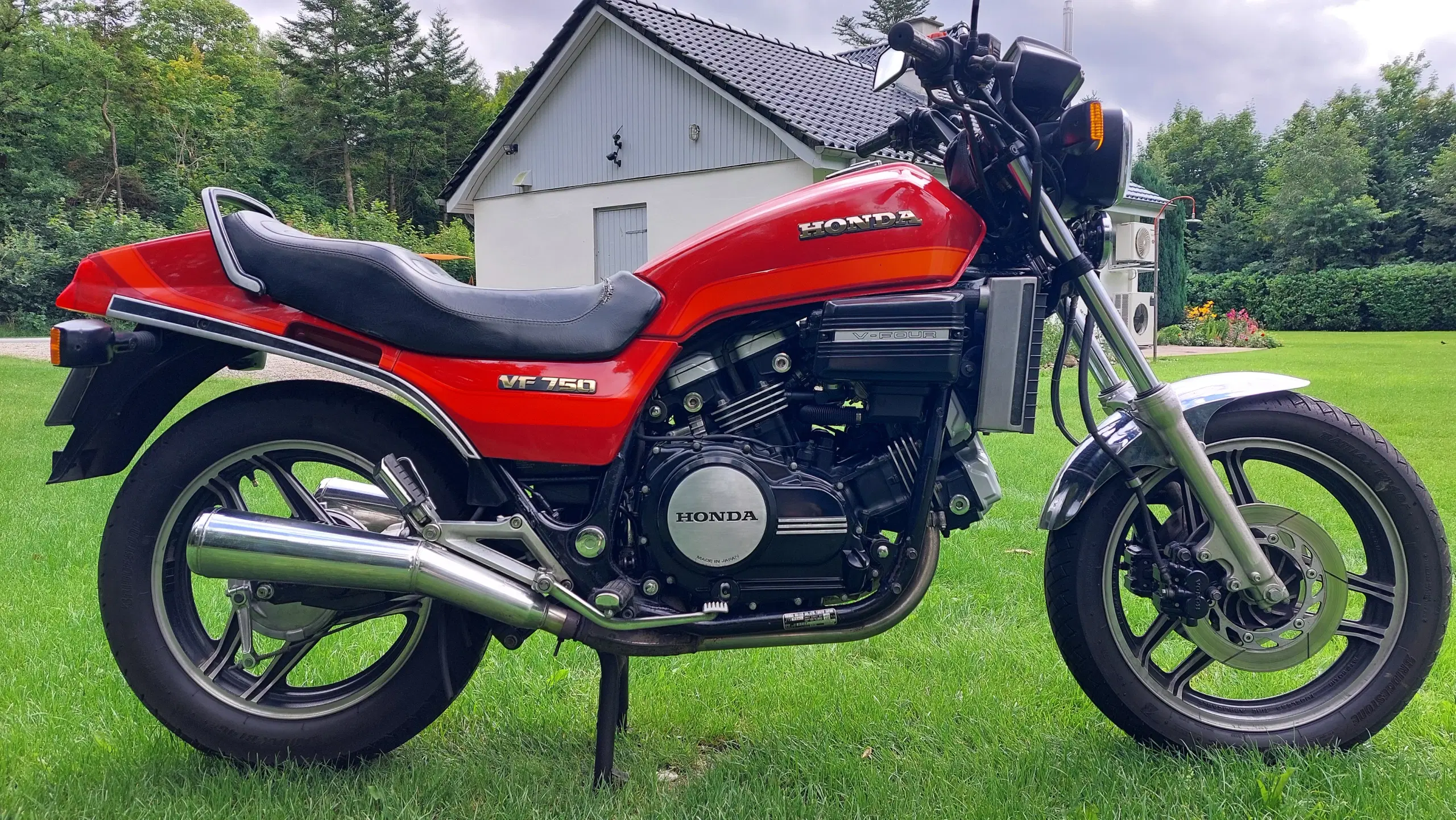 Honda VF750S