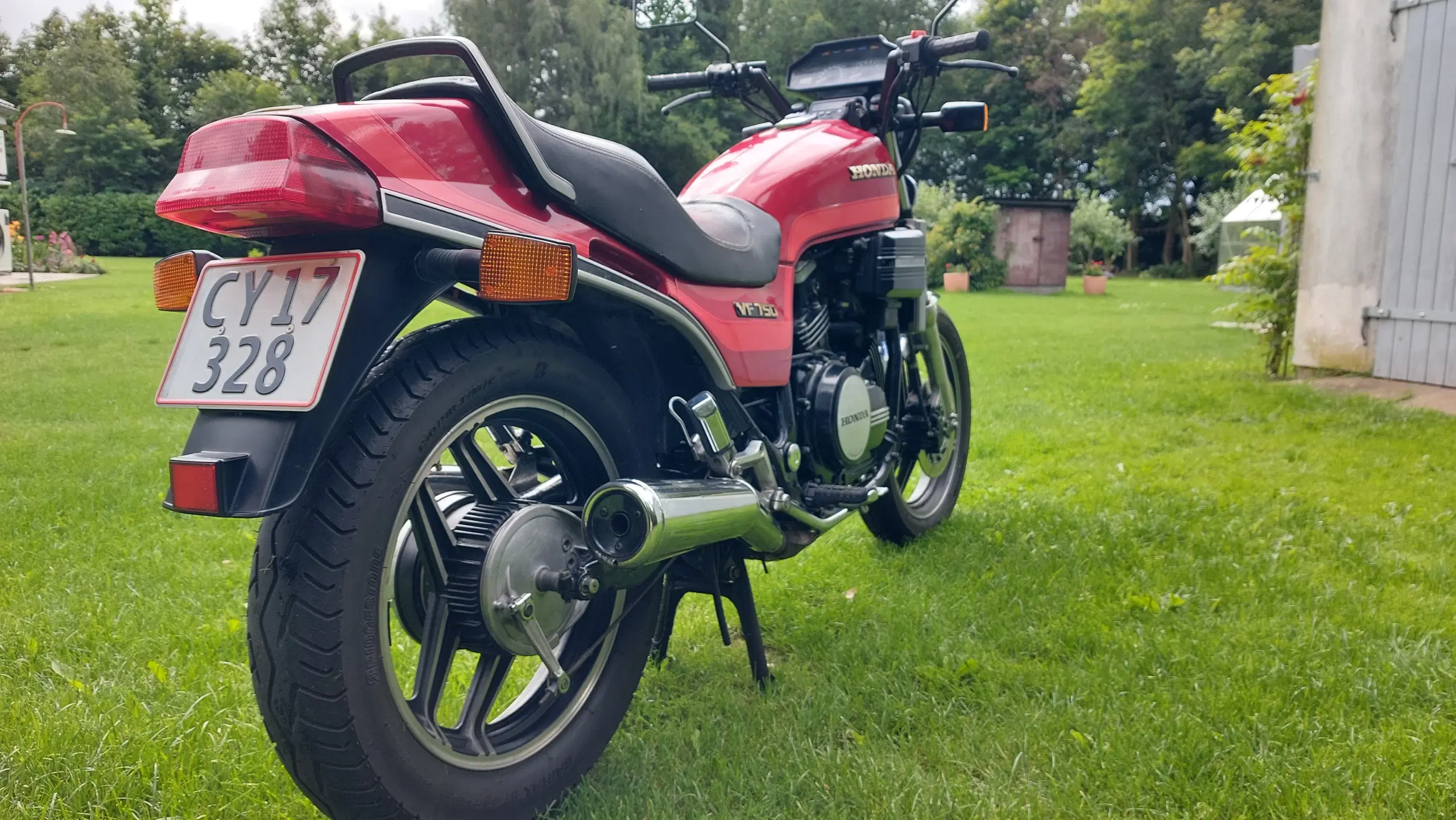 Honda VF750S