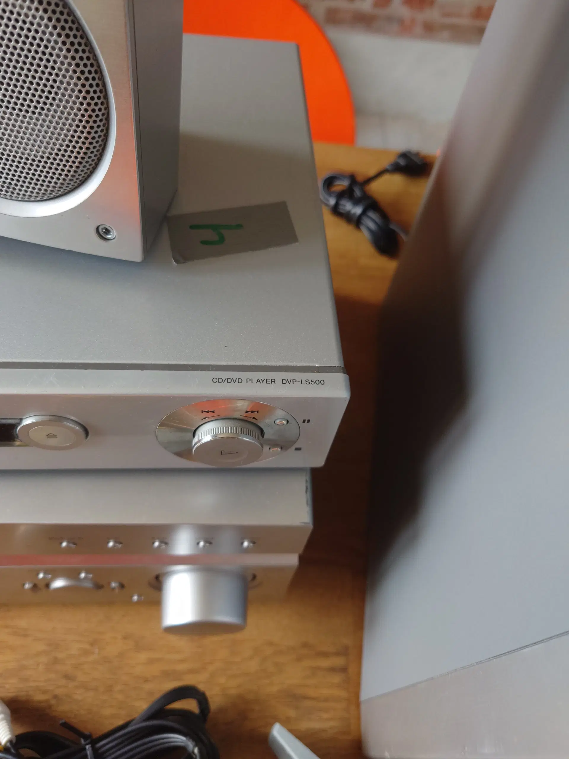 Sony sourroundsystem med dvd afspiller