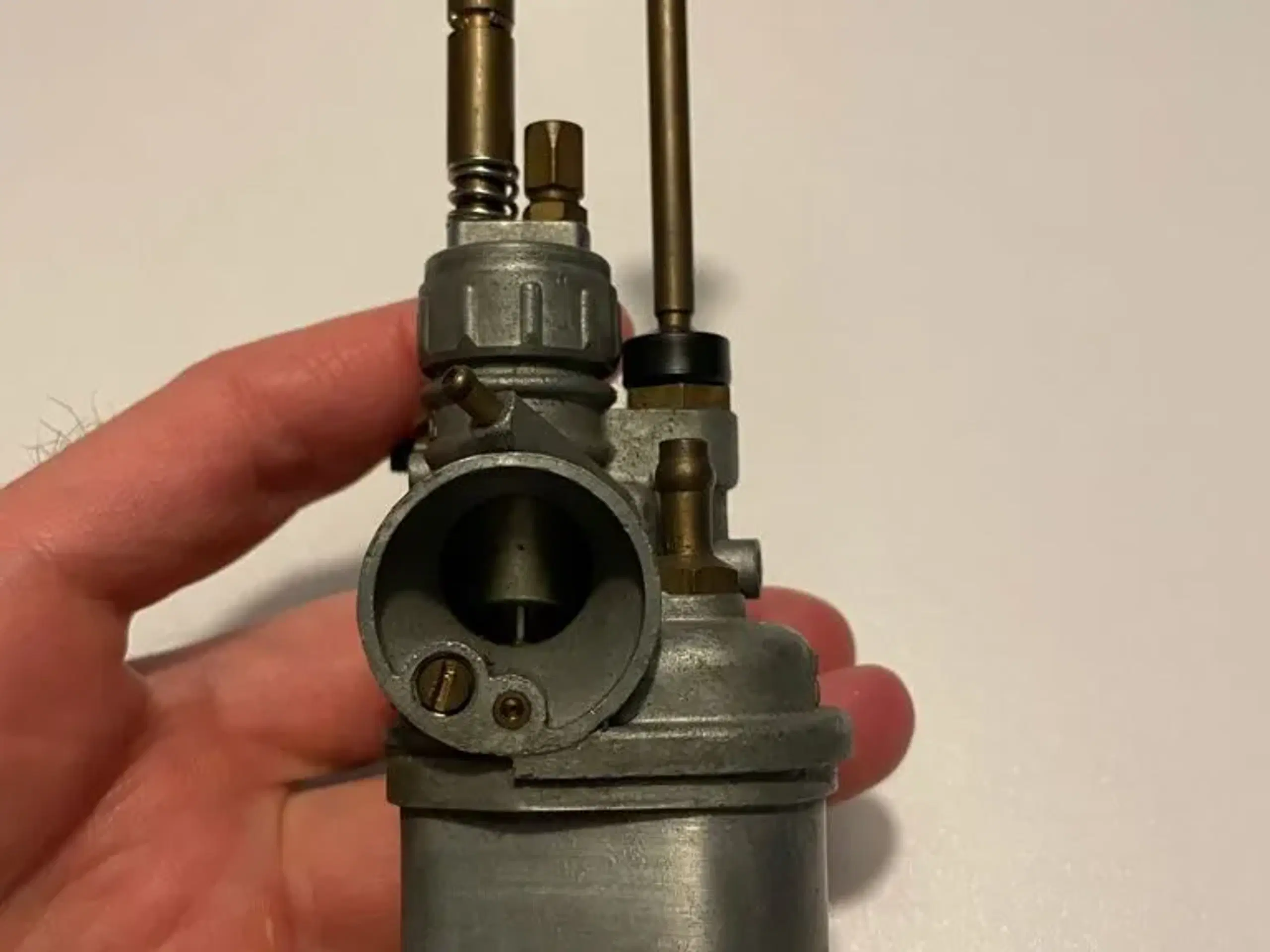 Original 16mm Mikuni Karburator