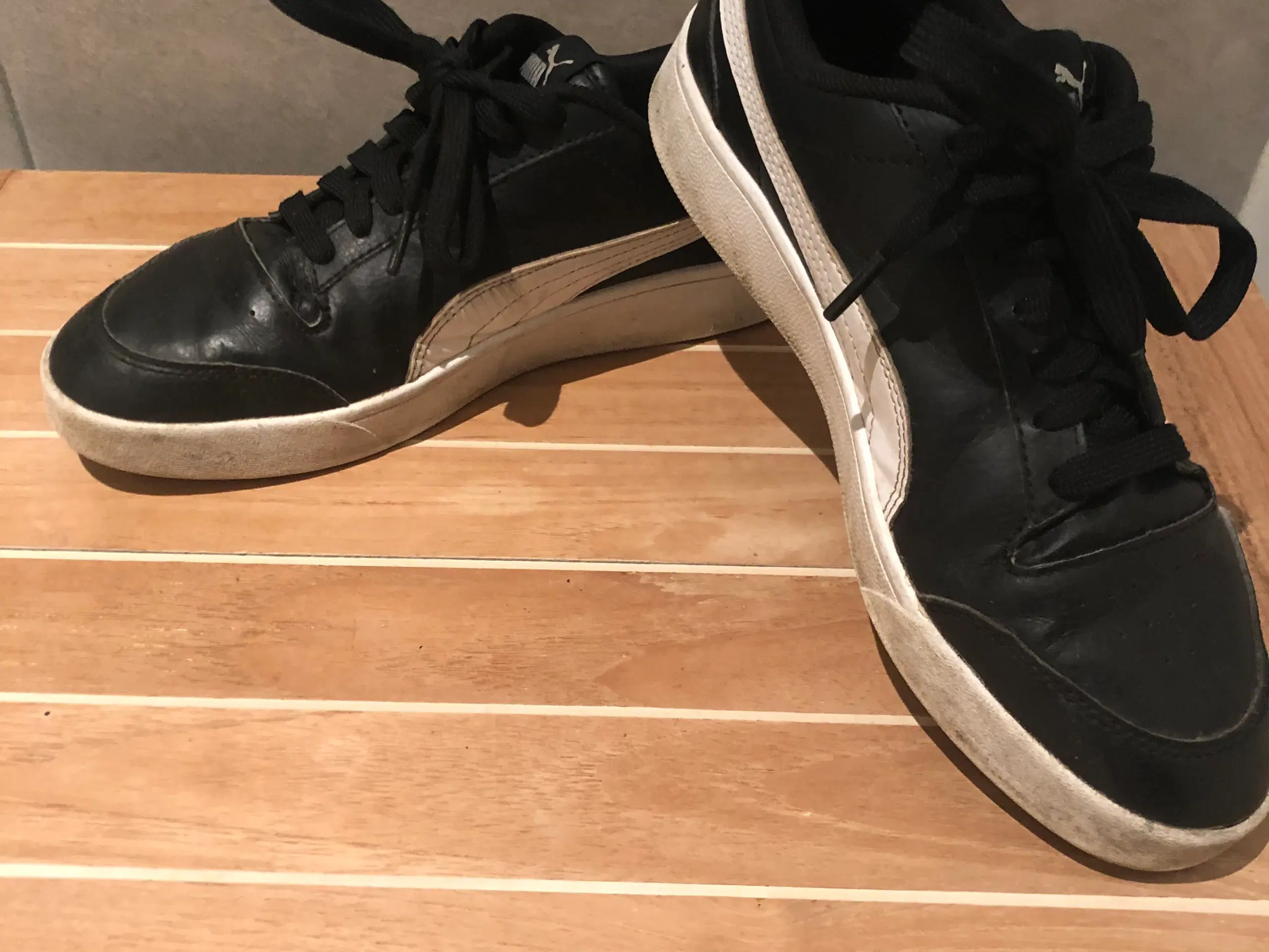 Puma sneakers str39