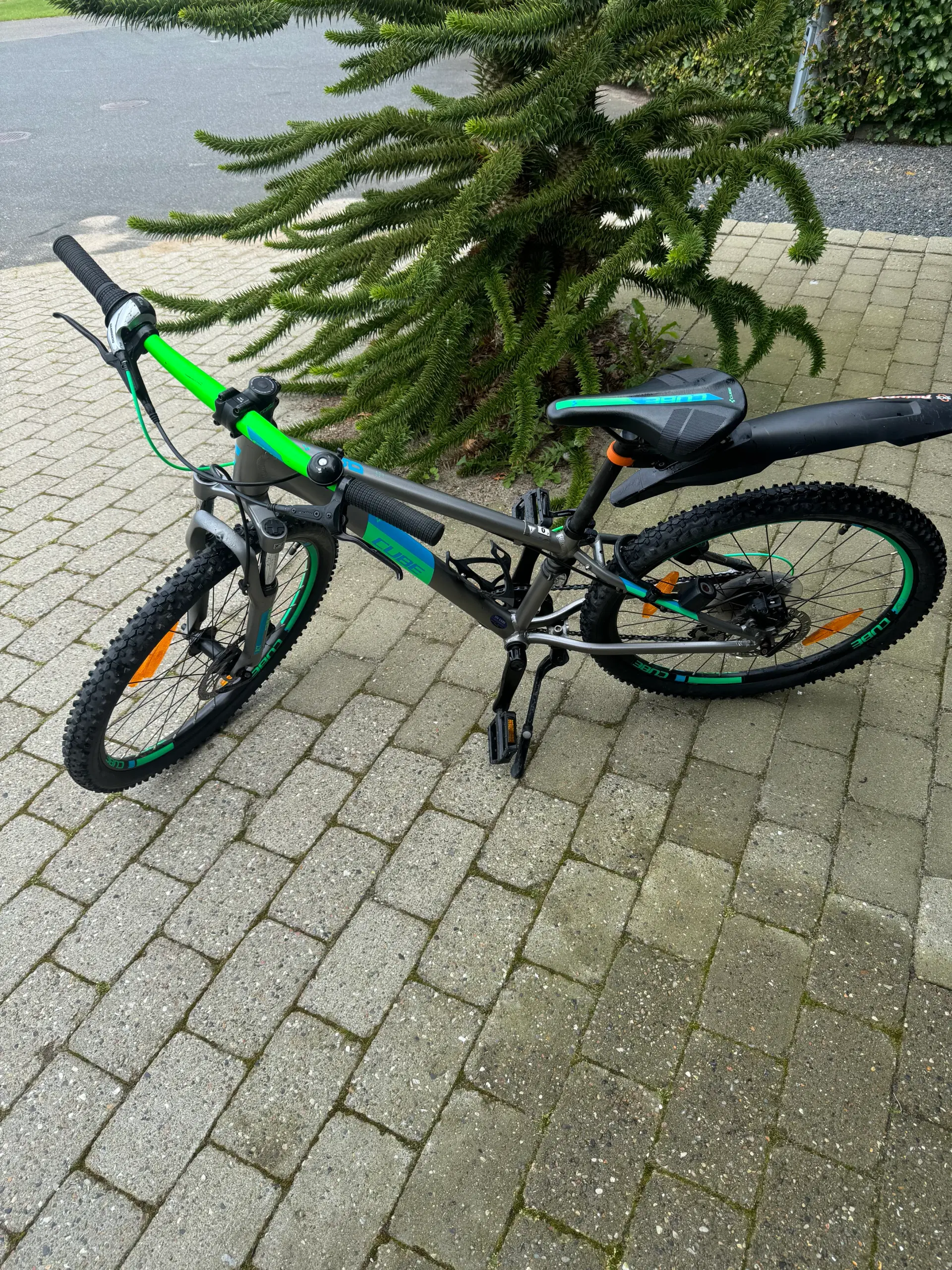 Cube acid 24 “ drenge mtb