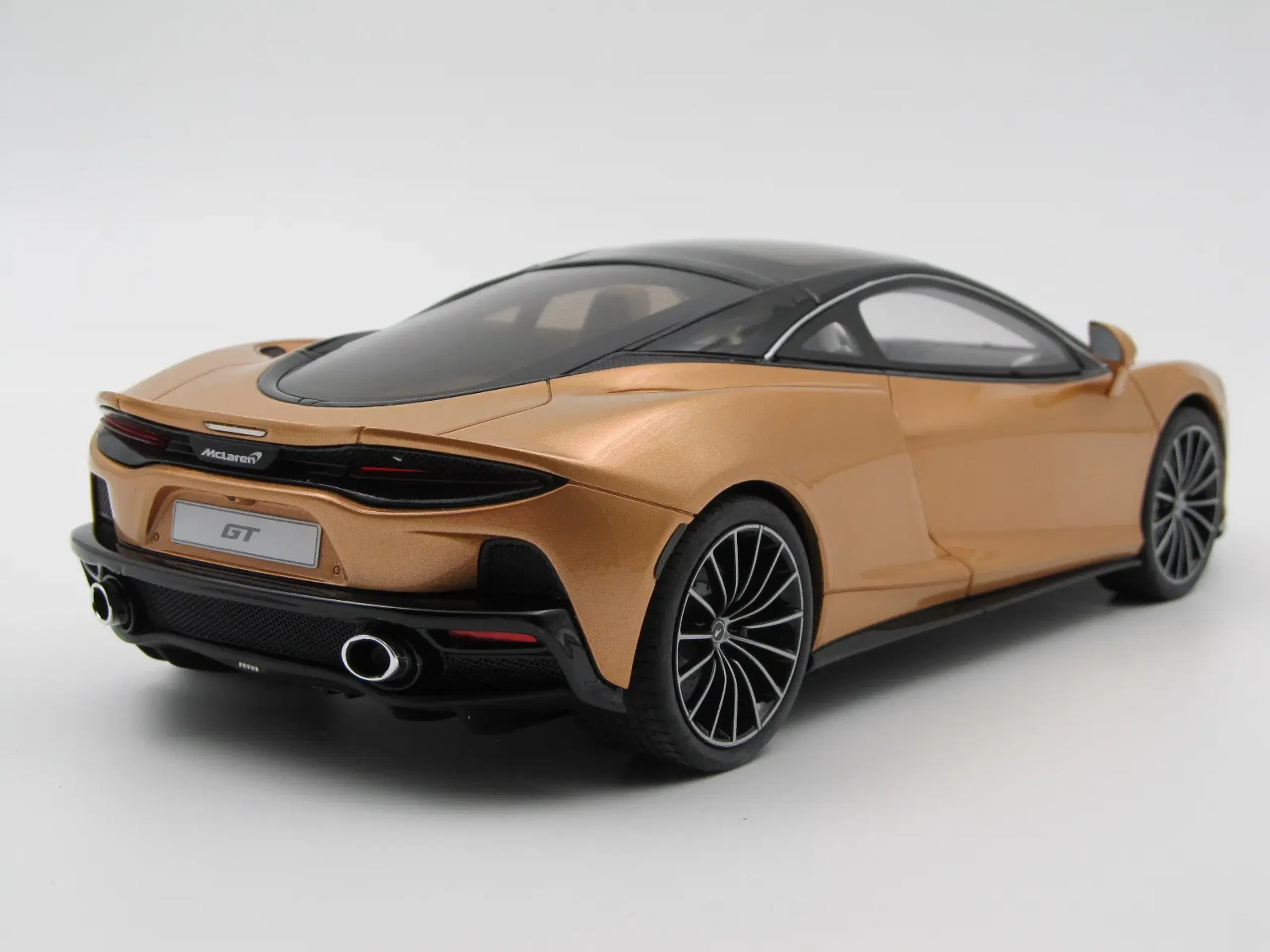 2019 McLaren GT Limited Edition - 1:18