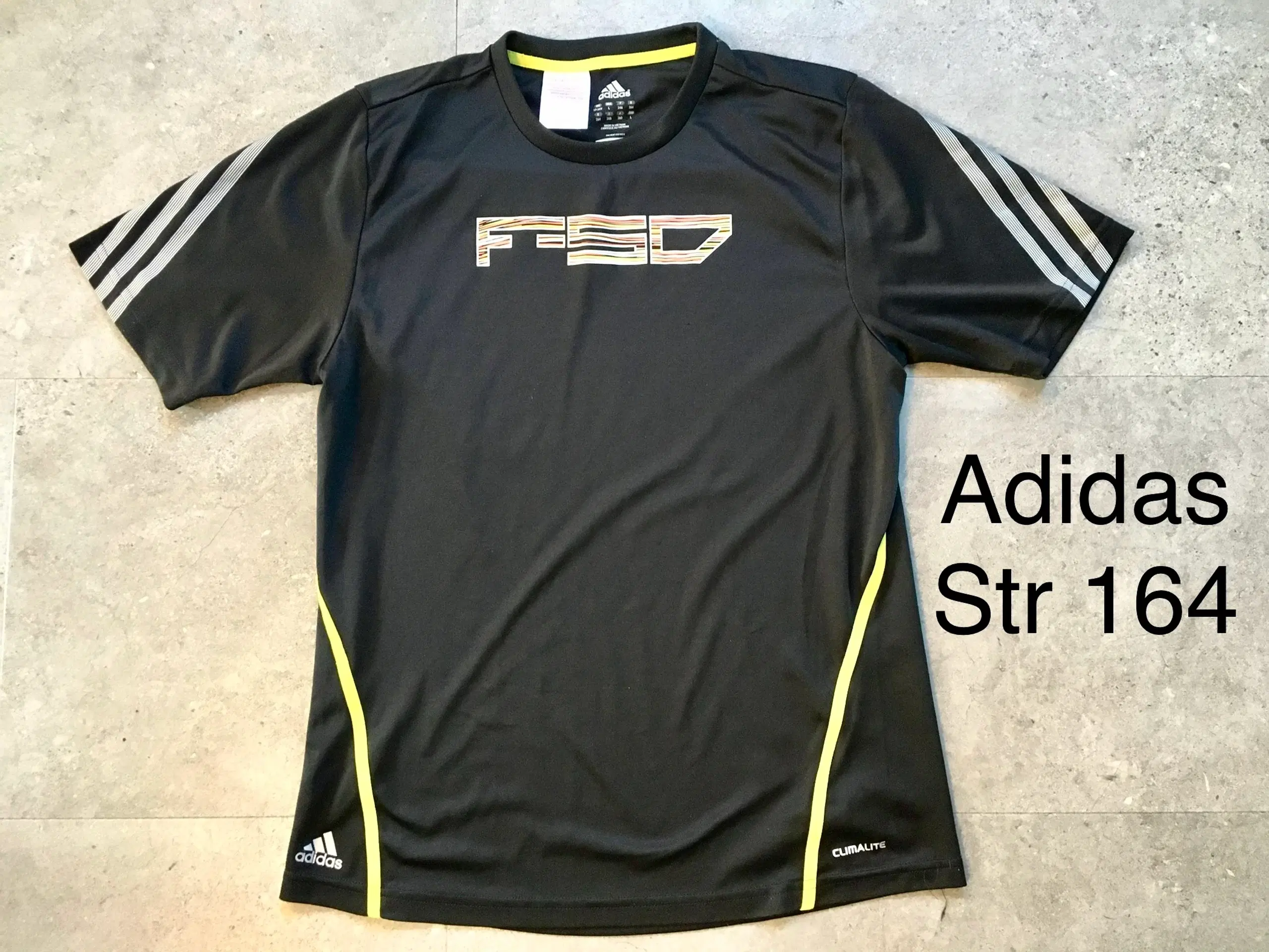 Str 164 Adidas t-shirt