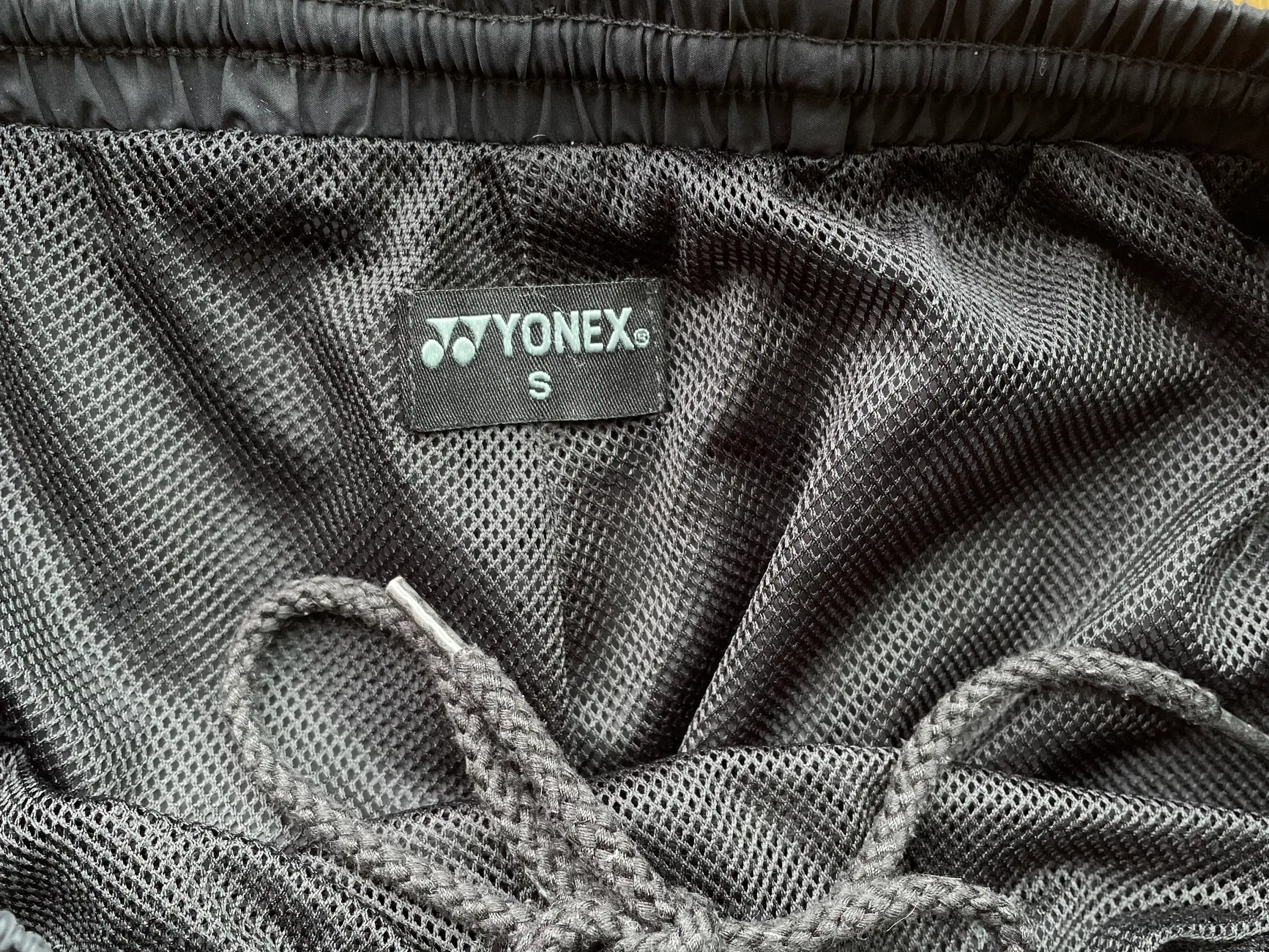 Yonex trackpants sort/grå