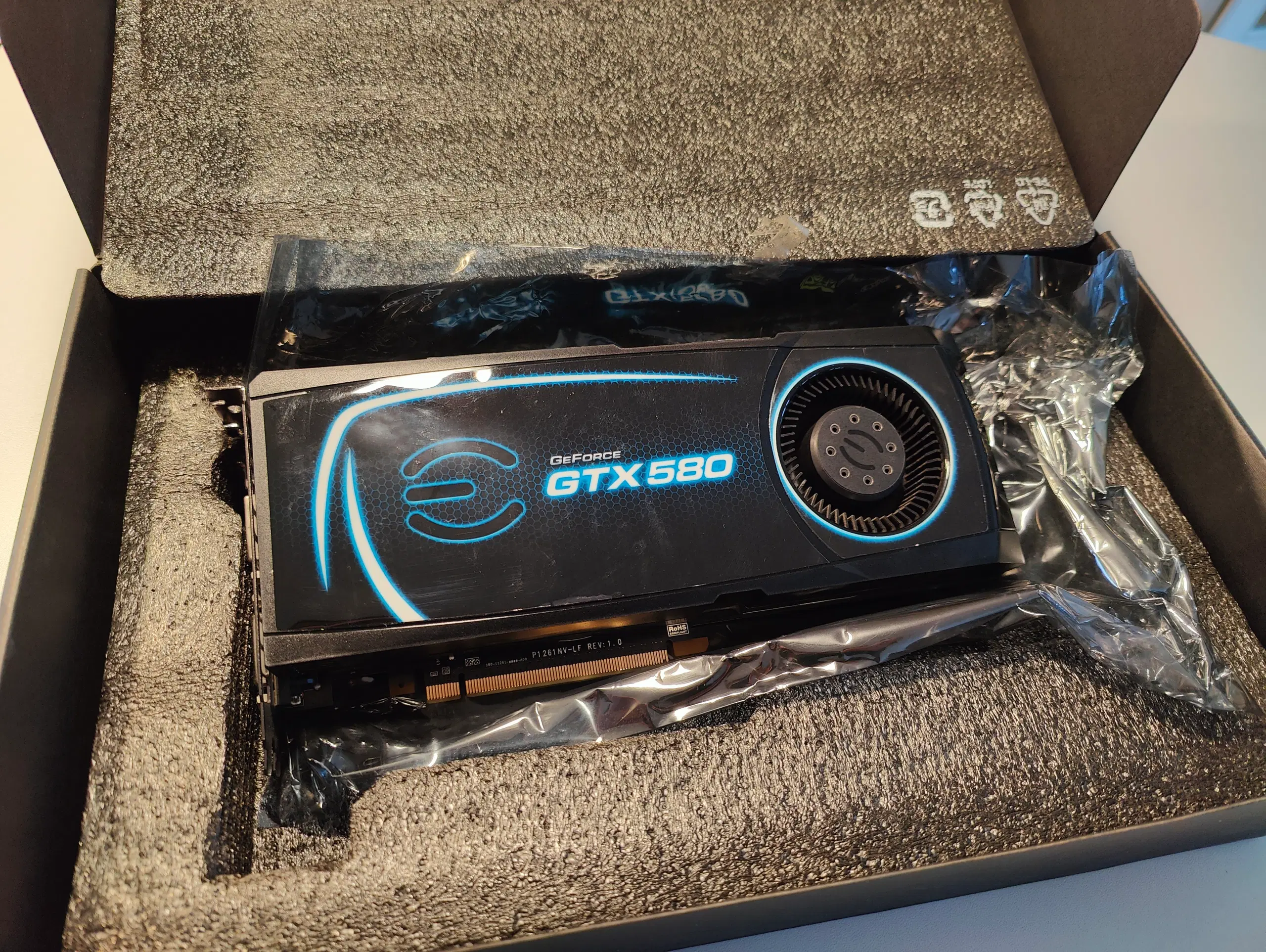 GeForce GTX 580