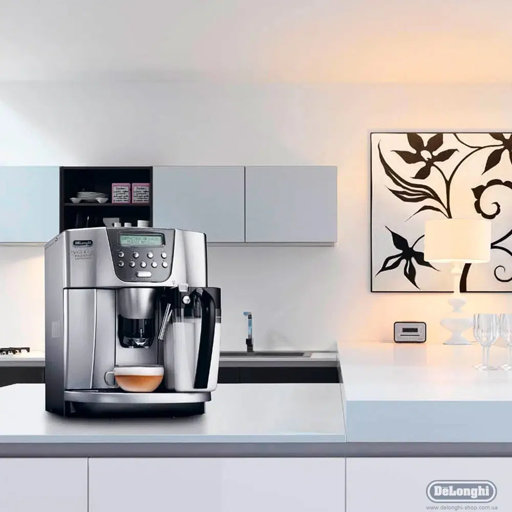 DeLonghi Magnifica ESAM 4500 S espressomaskine