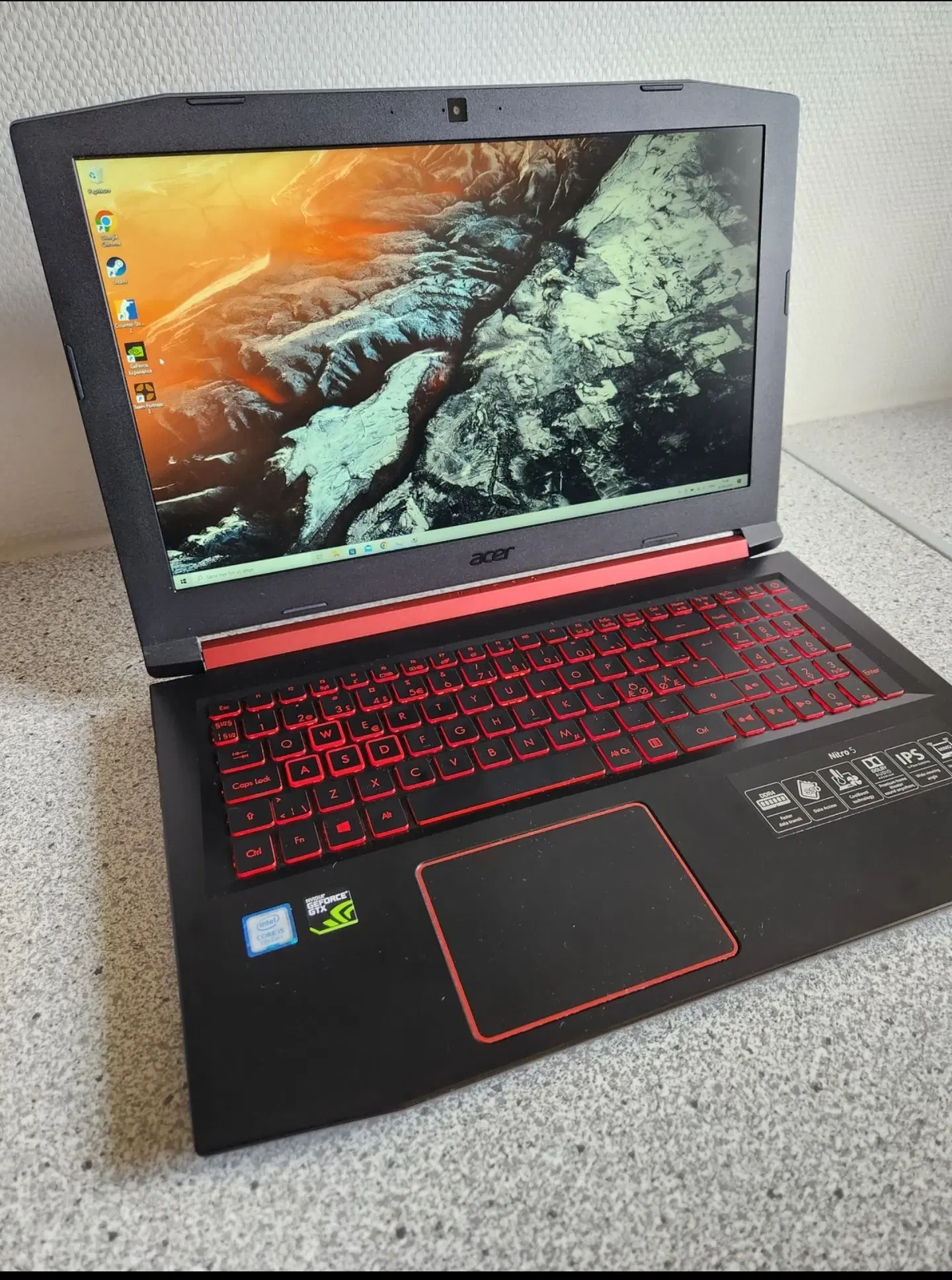 Acer Nitro 5 (AN515-51)