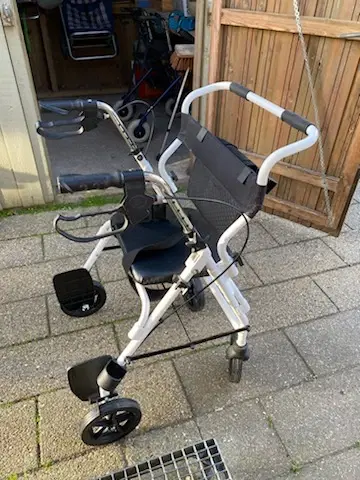 Rollator I fin stand