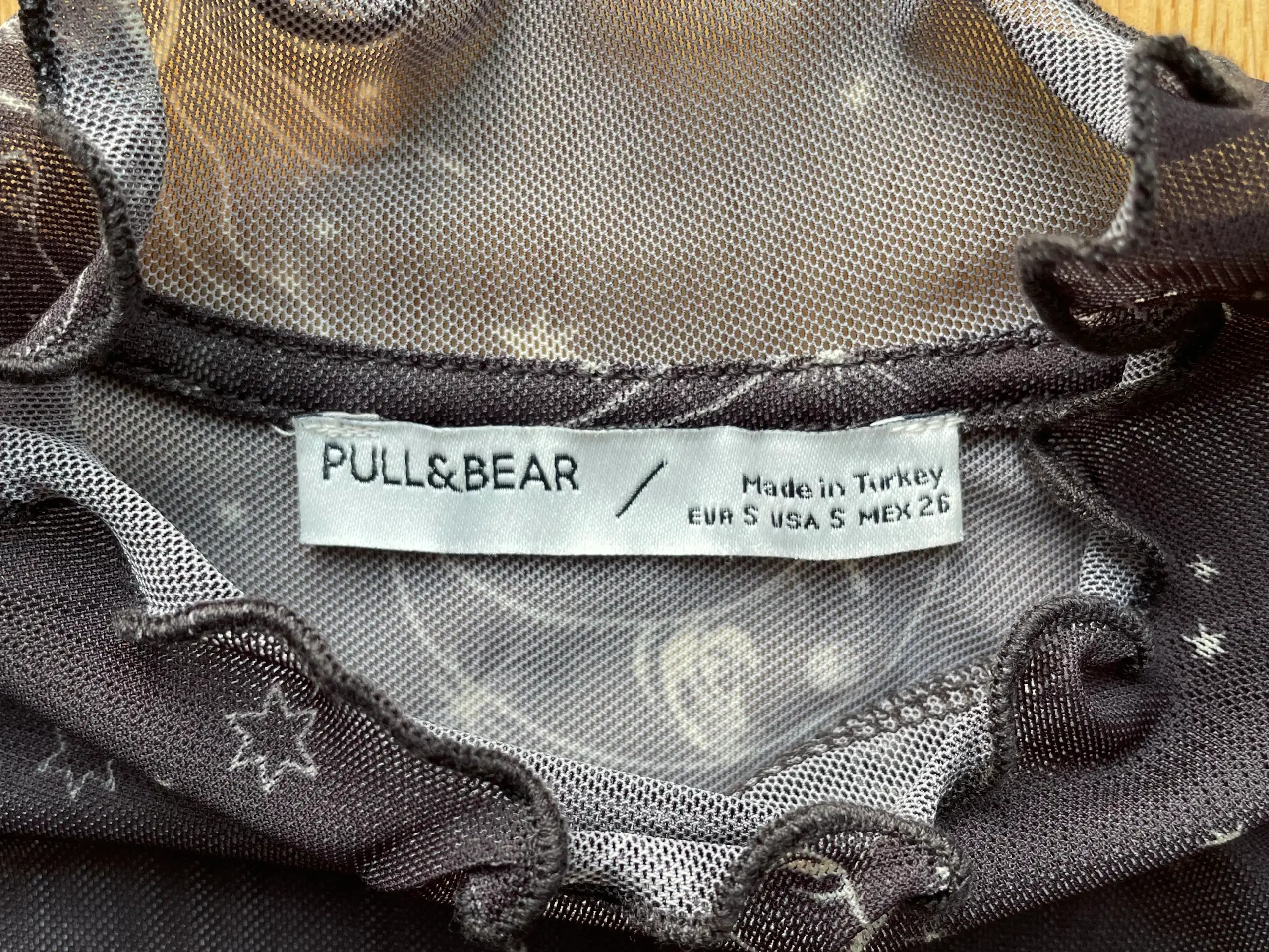 Pull  Bear meshbluse