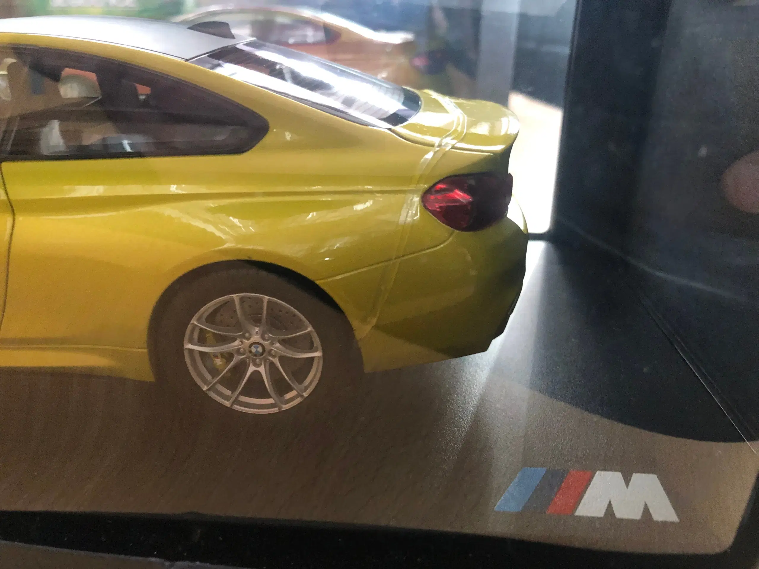 1:18 BMW M4 Competition