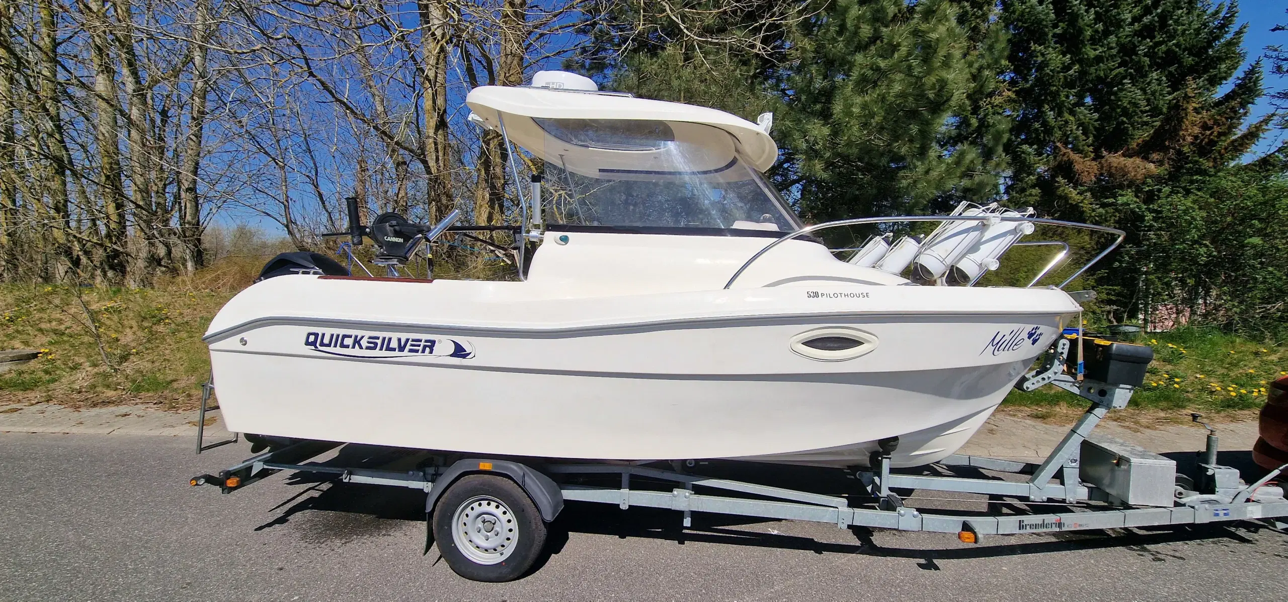 QUICKSIVER 530 PILOTHOUSE