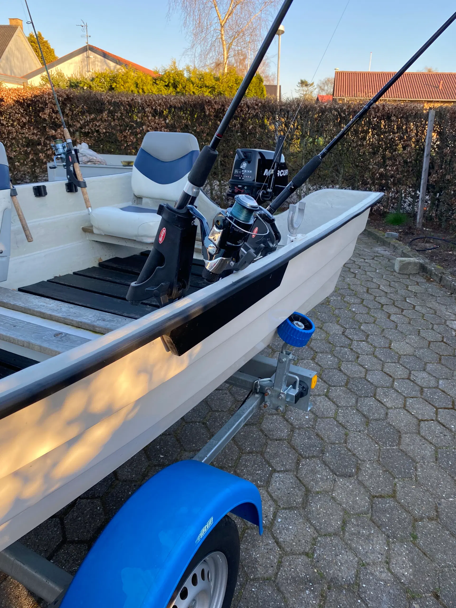 Jolle Motor 6 hk med trailer