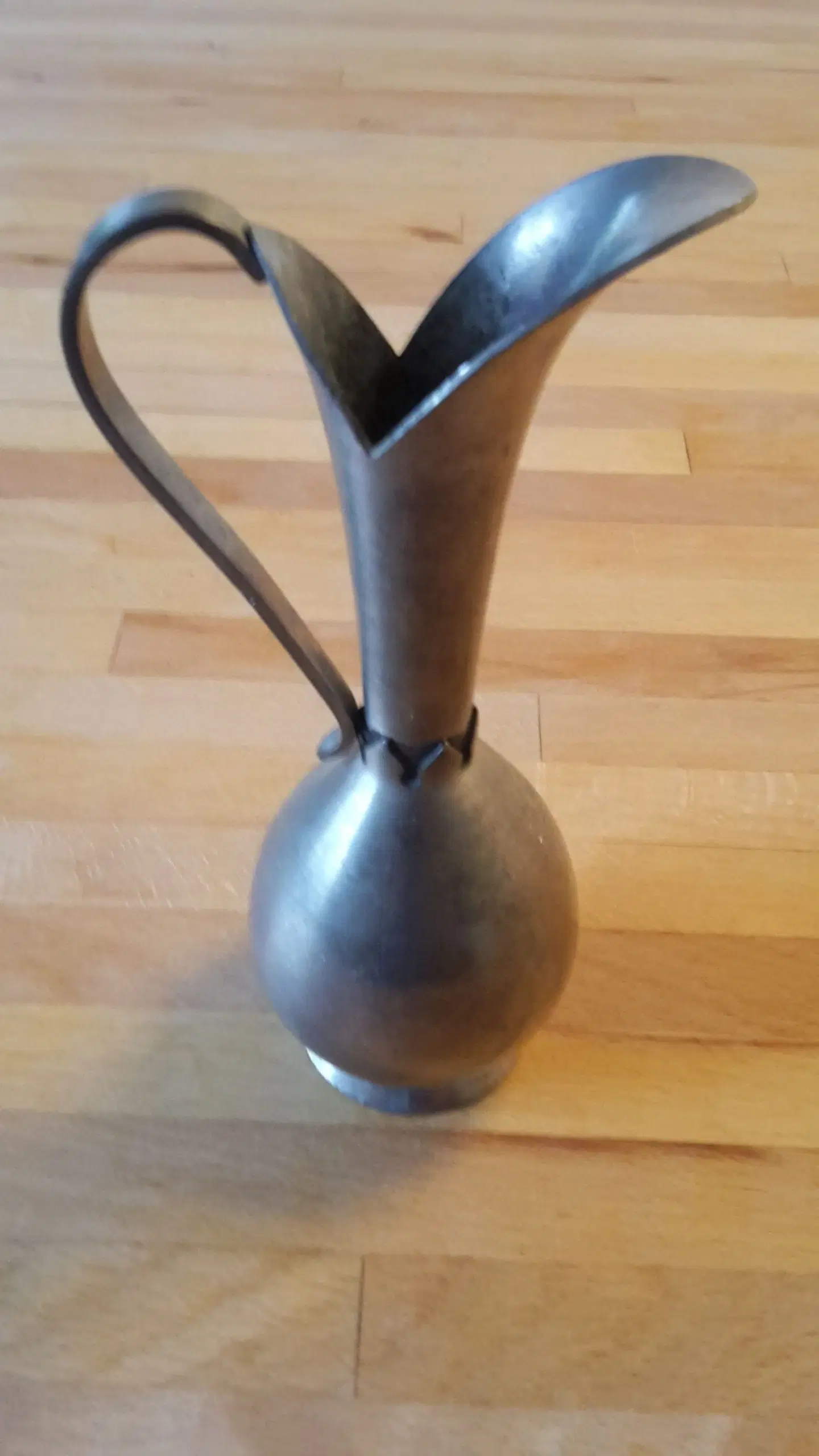 Tin vase