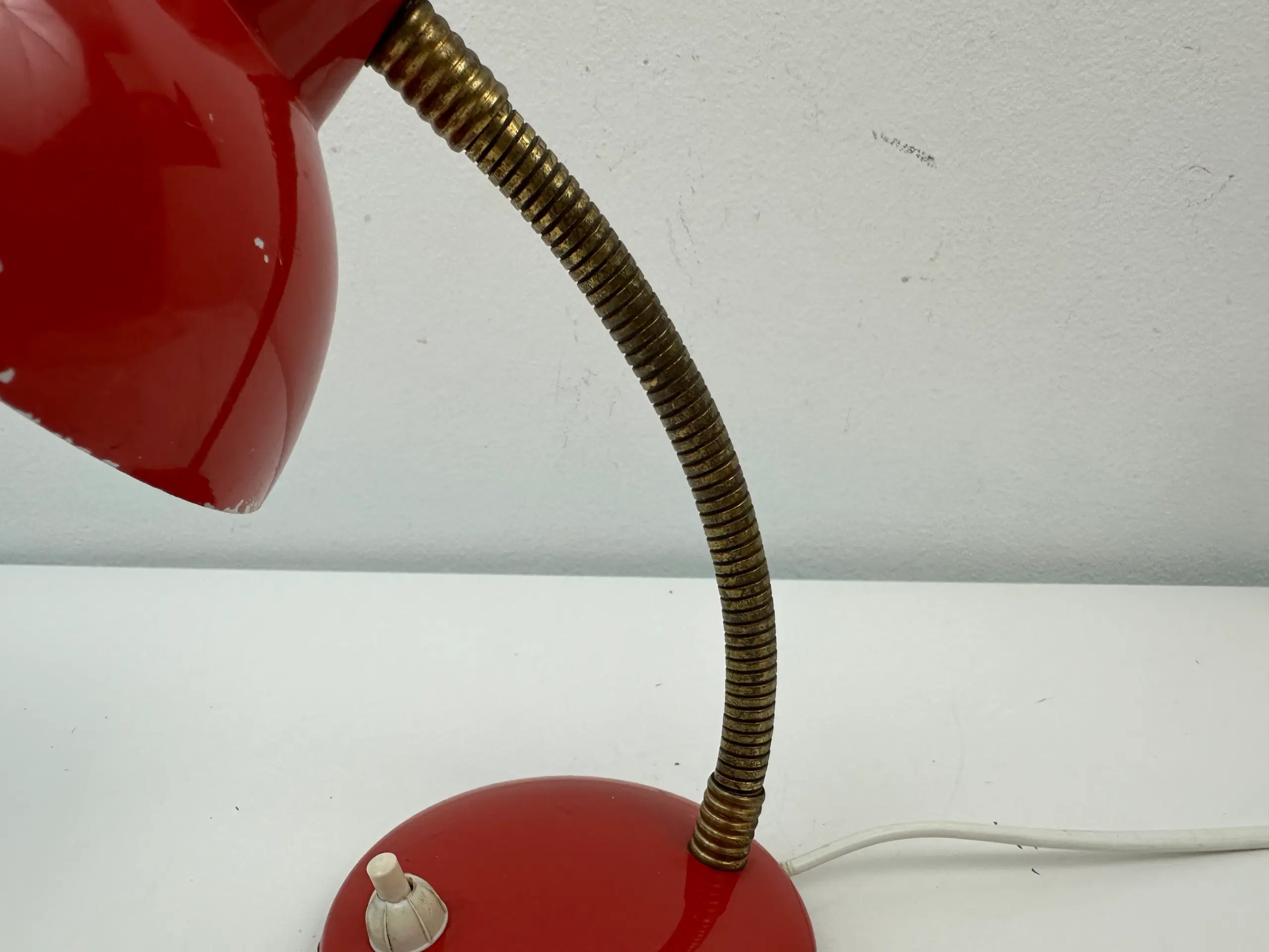 Retro bordlampe rød